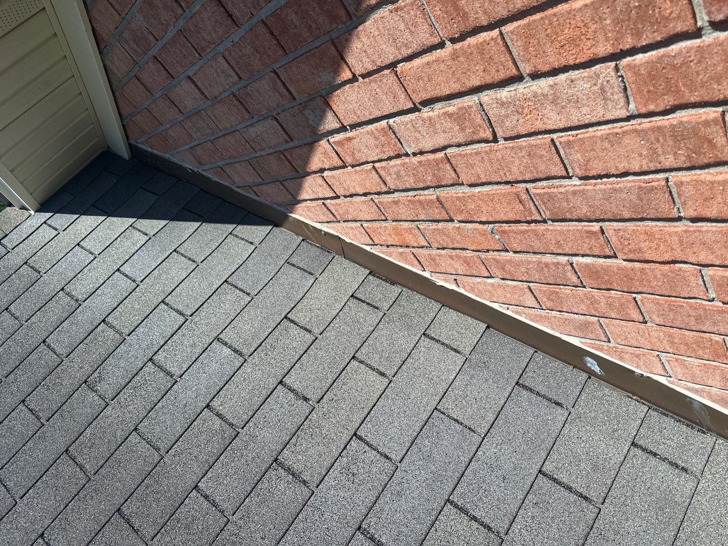 Residential Roofing Installation using Atlas Pinnacle Pristine Oyster Shell by Talya Roofing