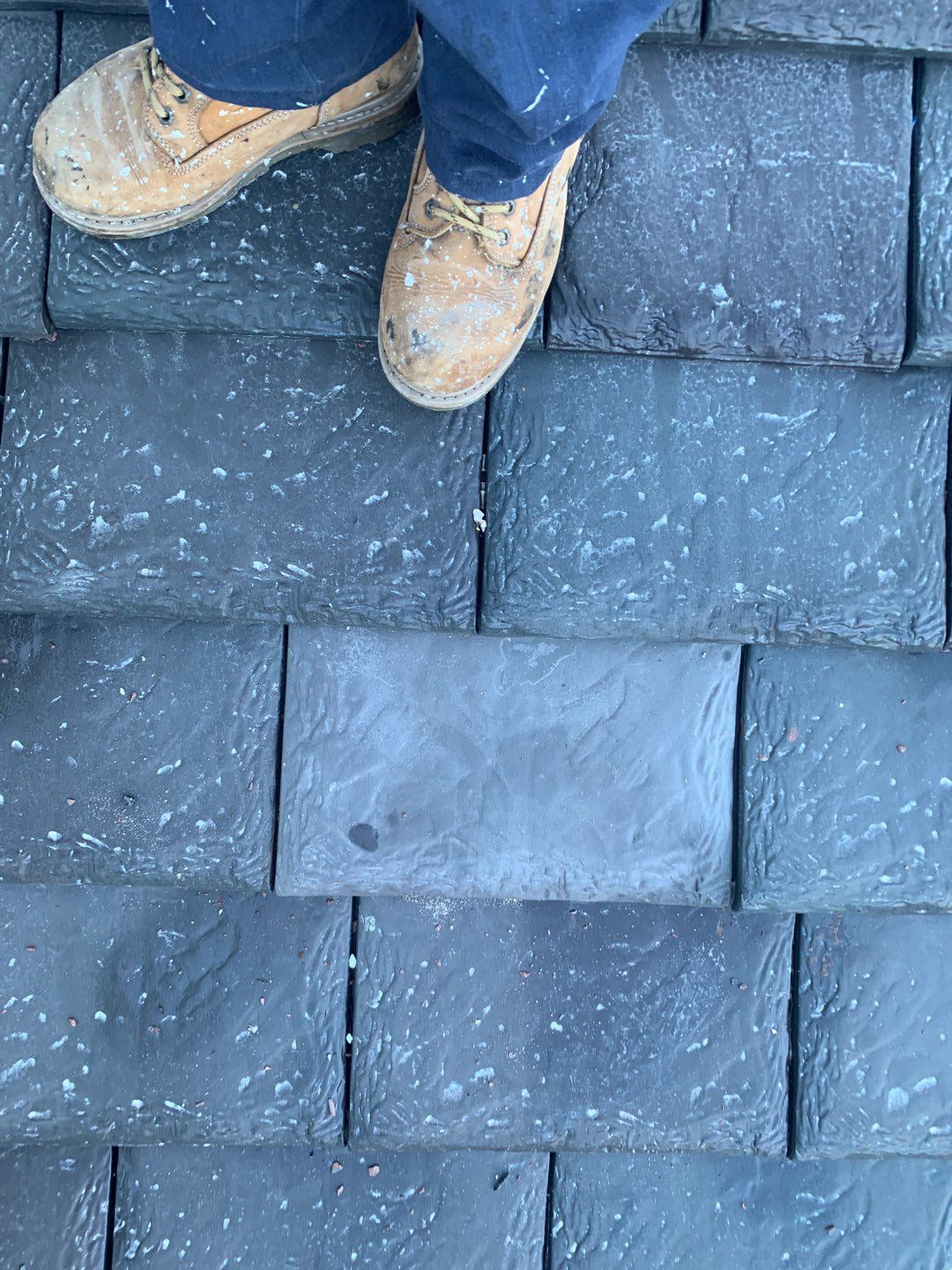 Ludowici - Lexington Slate - Vermont Gray Black by Istueta Roofing
