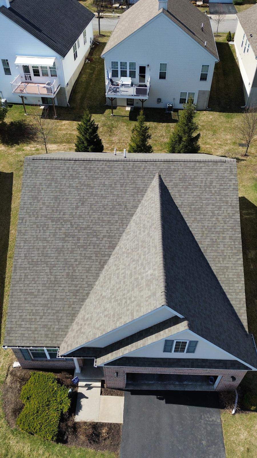 New Roof in Middletown NY by roberts roofing