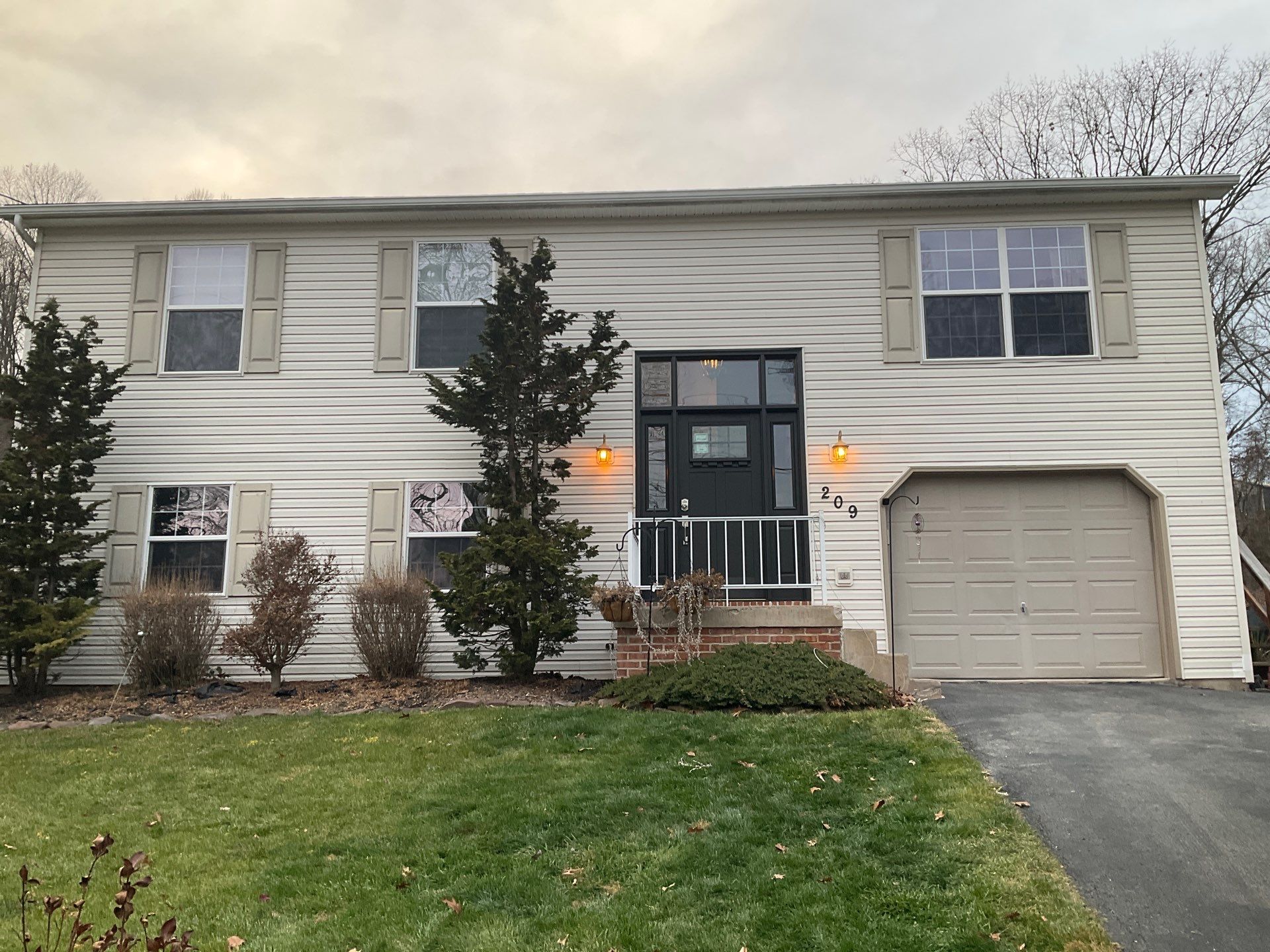 "🚪✨ Out with the old, in with the bold! Esh Builders just upgraded another customer's home to a custom Signet Entry Door by Provia MFG, blending style and durability right at your doorstep. #NewBeginnings #EshBuilders #HomeSweetHome 🏡💖" by Esh Builders