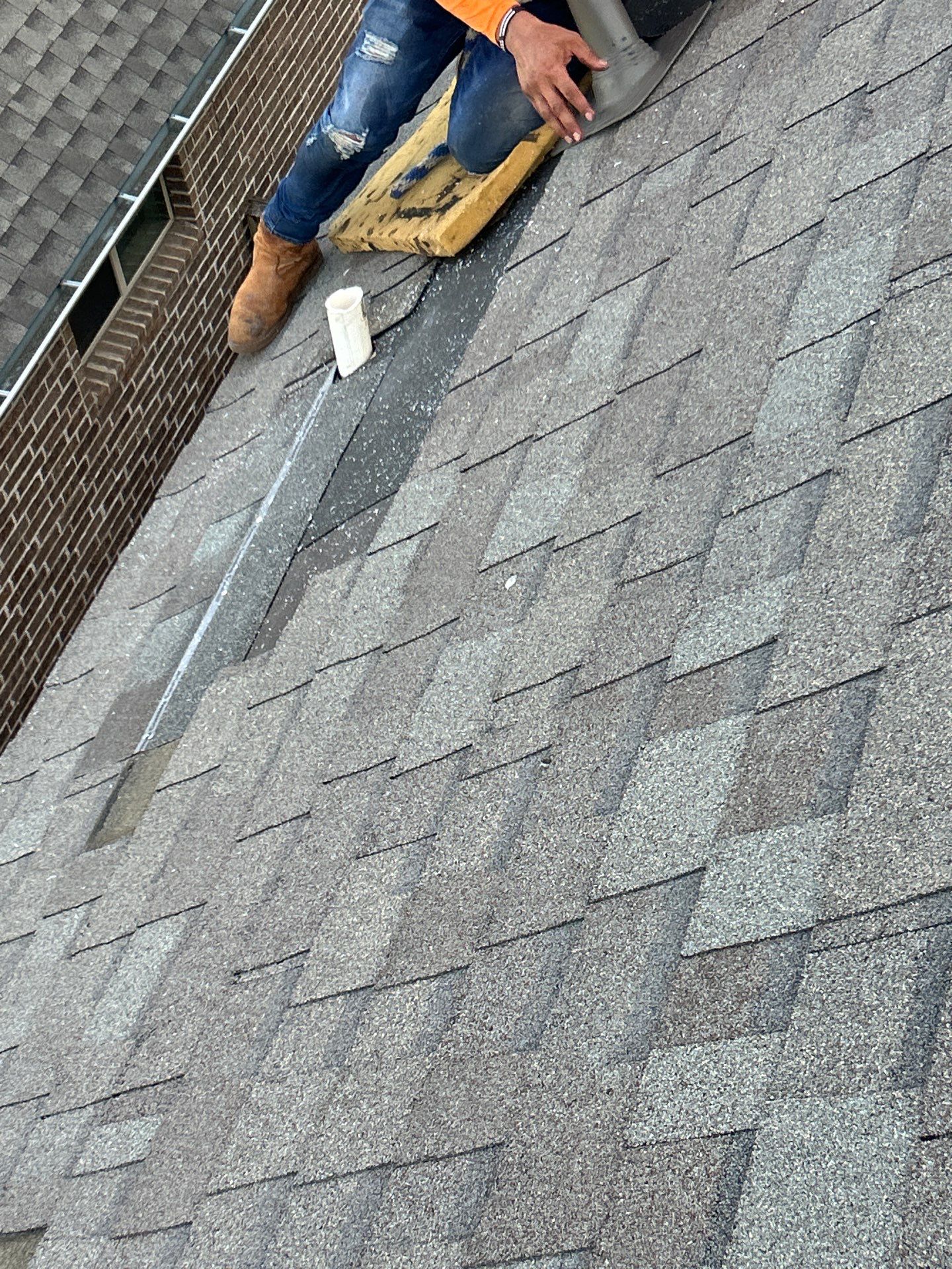 Residential Roofing Installation using Owen's Corning Duration (Lifetime) Shingles by Roof Repair Company