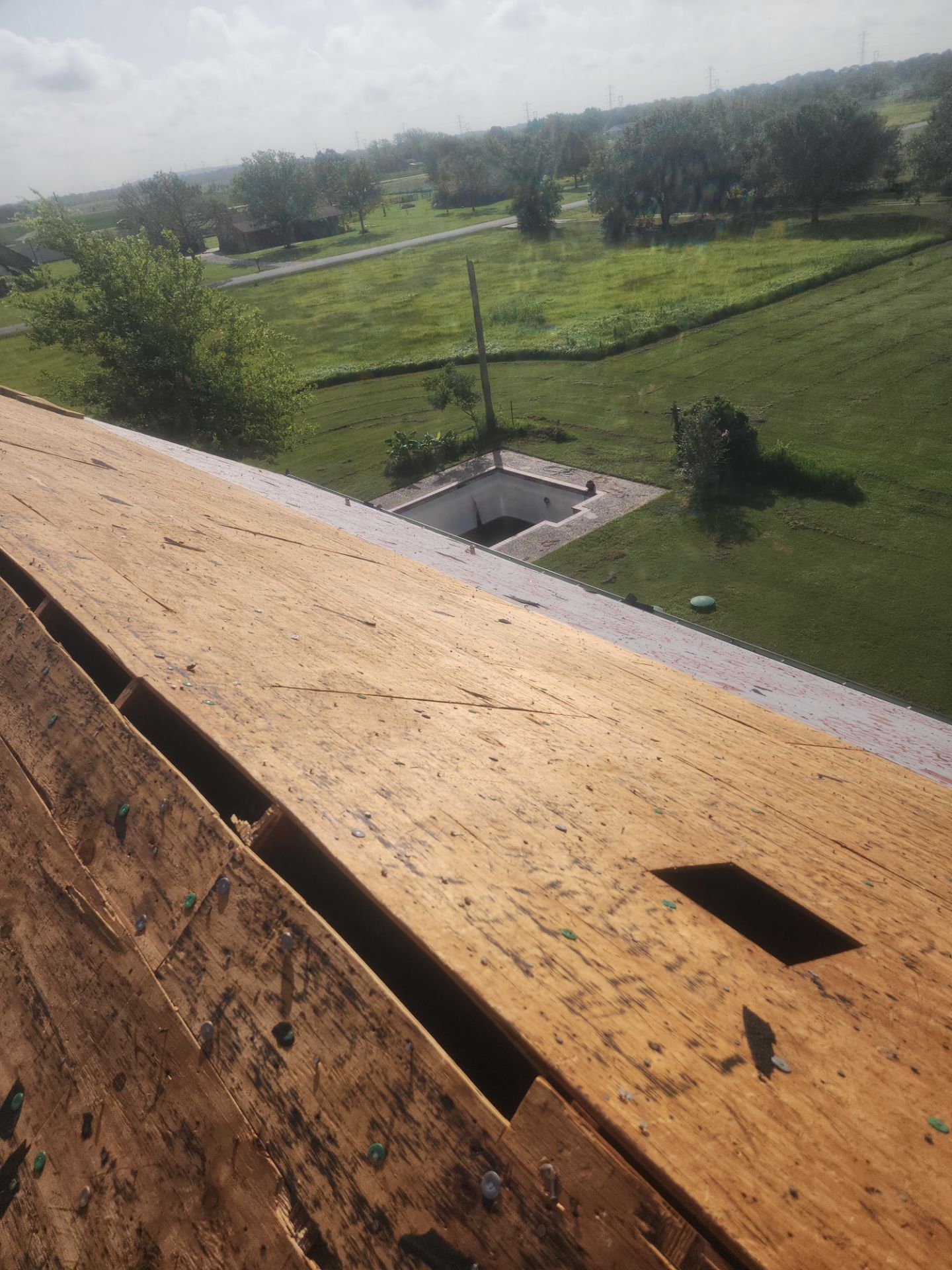 Residential Roofing Installation using Owen's Corning Duration (Lifetime) Shingles by Roof Repair Company
