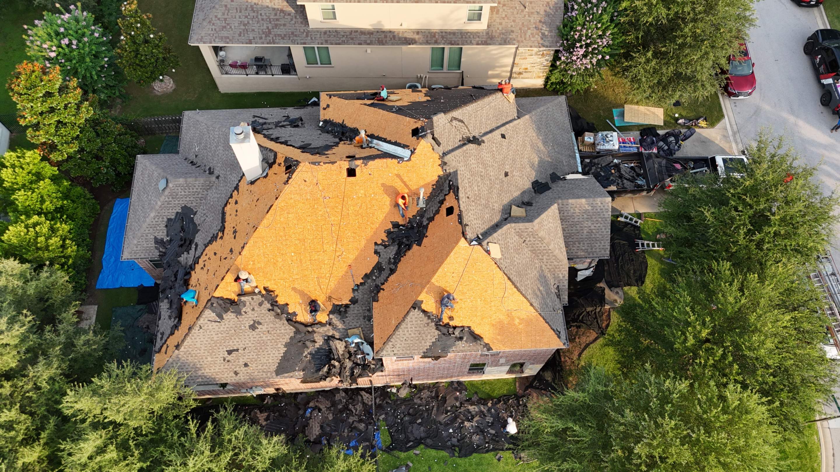 Austin Residential Roof Installation with GAF Shingles and Radiant Barrier by RoofsOnly.com