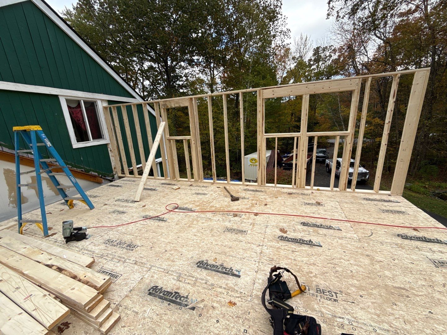 Custom ADU Construction with Vaulted In-Law Suite – LP SmartSide®, ZIP System® & Harvey® Windows by Sensible Home Solutions