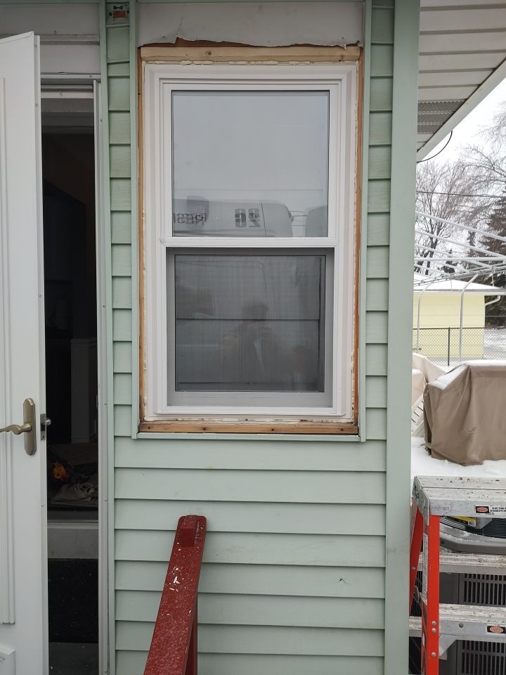 Exterior Siding and Window Replacement by Ivy Lea Construction