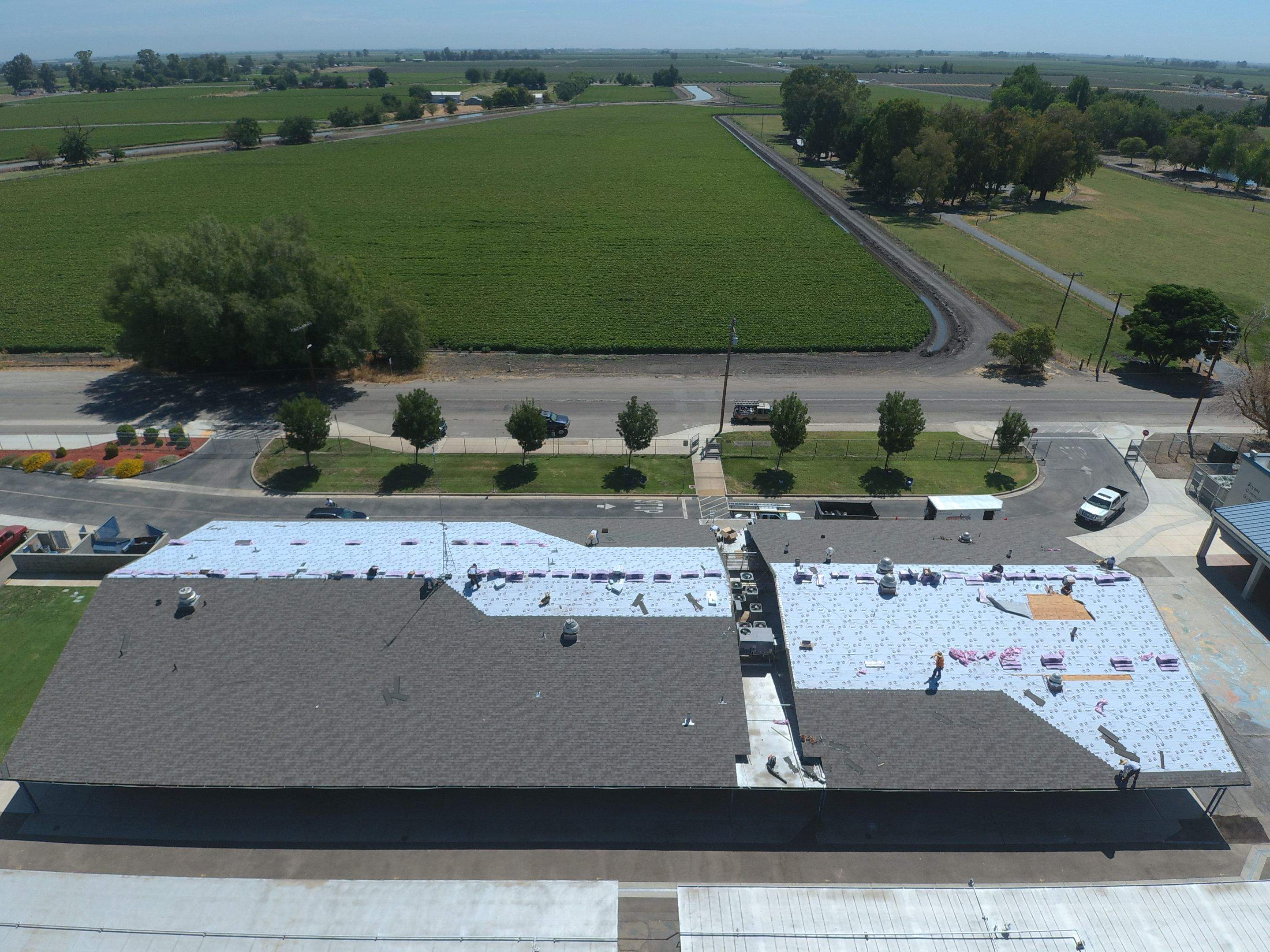 Certainteed Landmark Solaris shingle job using Certainteed Landmark Solaris composition shingles by Straight Edge Roofing Inc