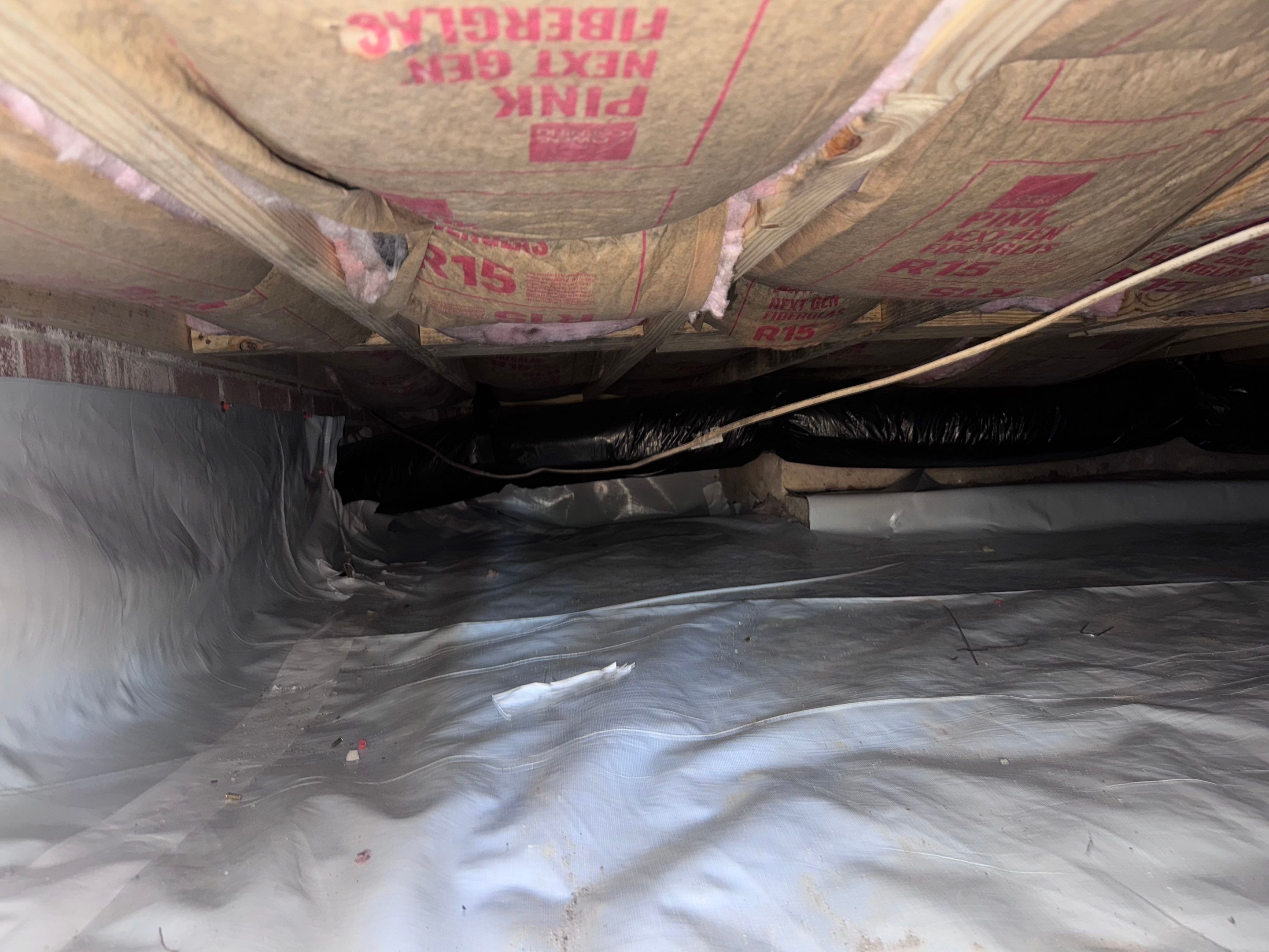 Sealed Crawlspace using Aprilaire E-70 Dehumidifier by Impact Crawlspace