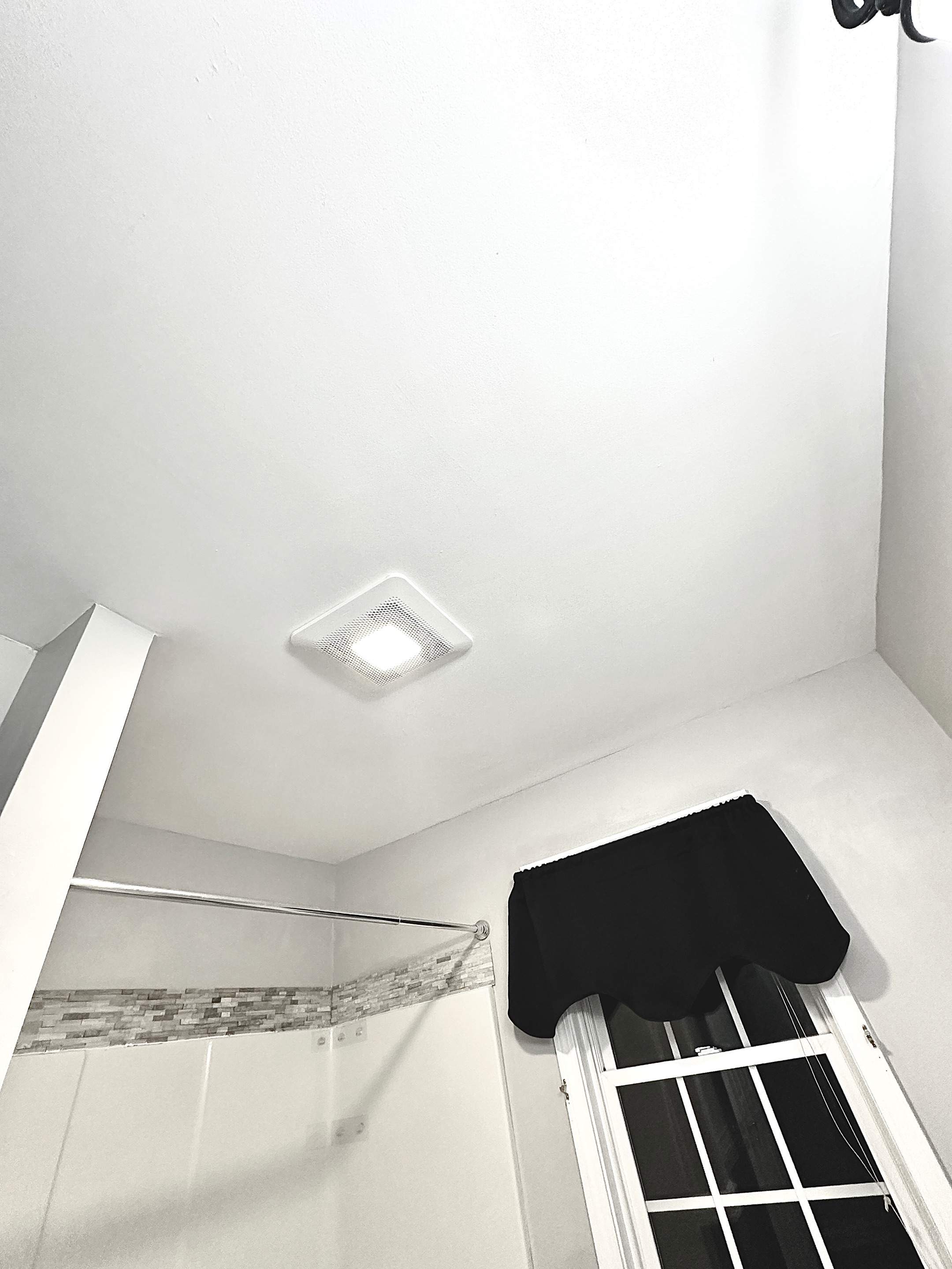 Bathroom Mold Remediation by Home Guarantee, LLC