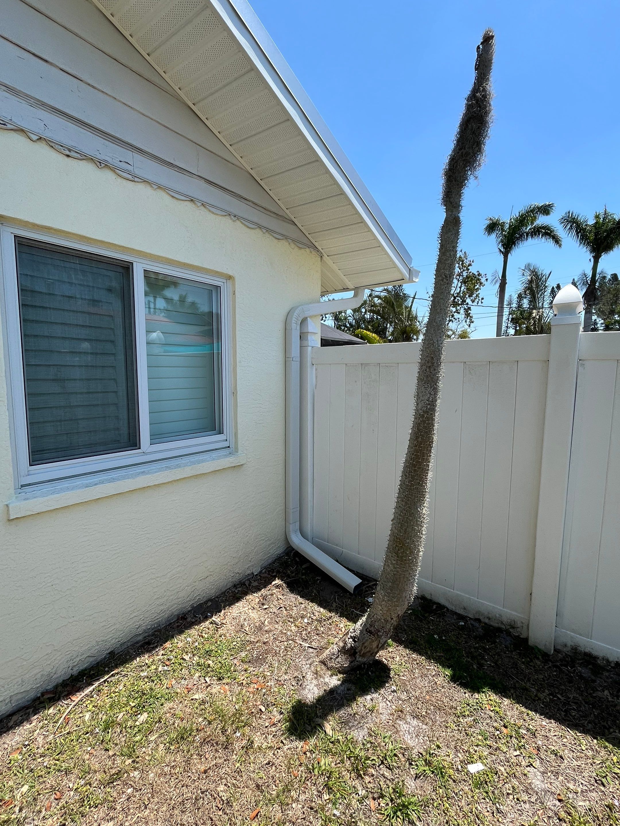 Soffit and Fascia Installation in Sarasota FL by Gutter Professors