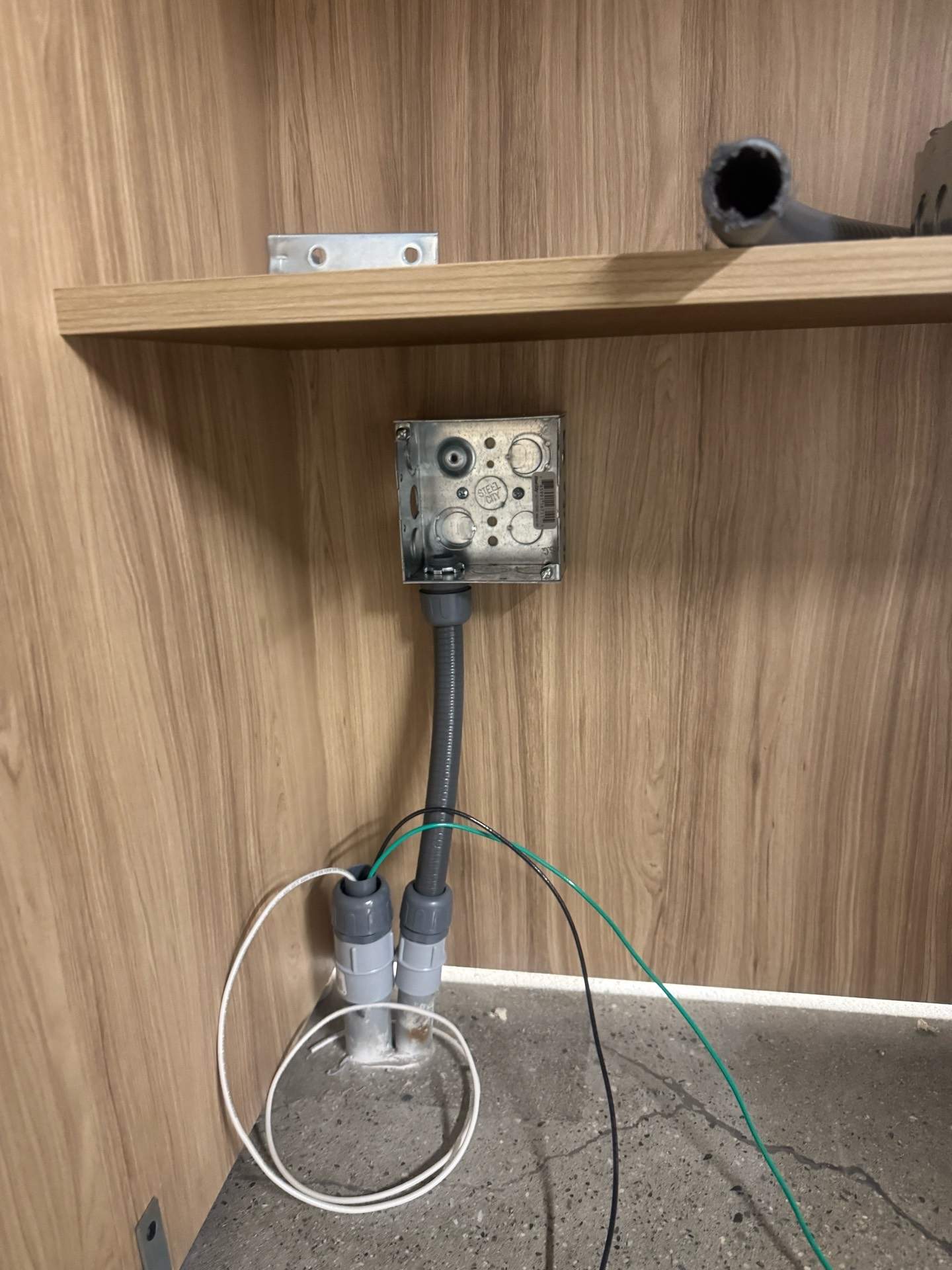 Cat6 CMR Structured Cabling Relocation & Expansion – Long Beach, CA by Ring and Ping Inc.