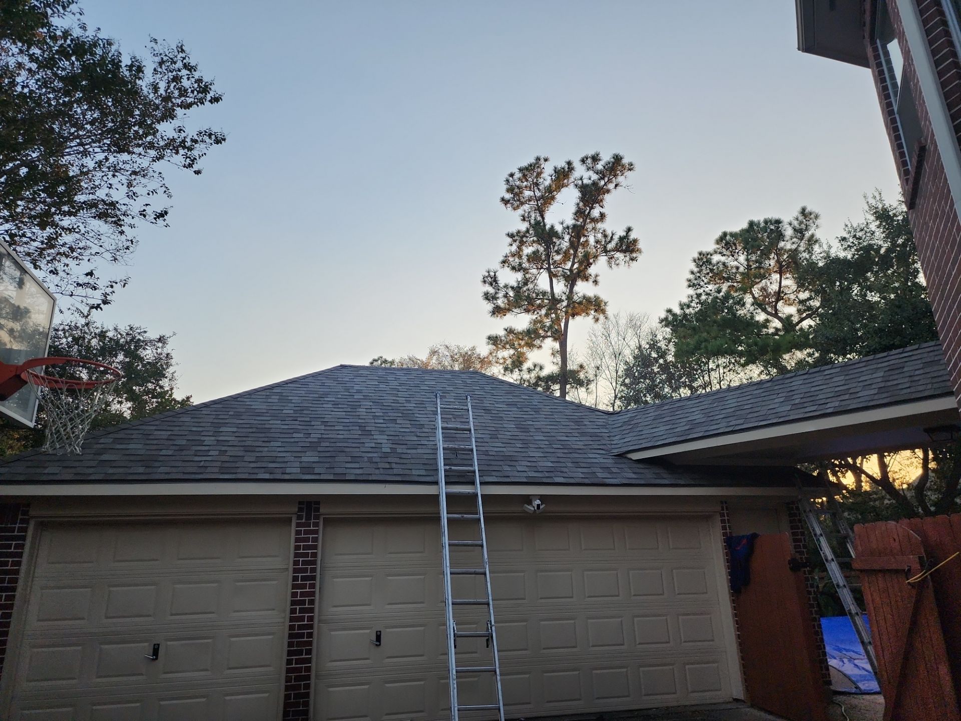 Residential Roofing Installation using Owen's Corning Duration (Lifetime) Shingles by Roof Repair Company