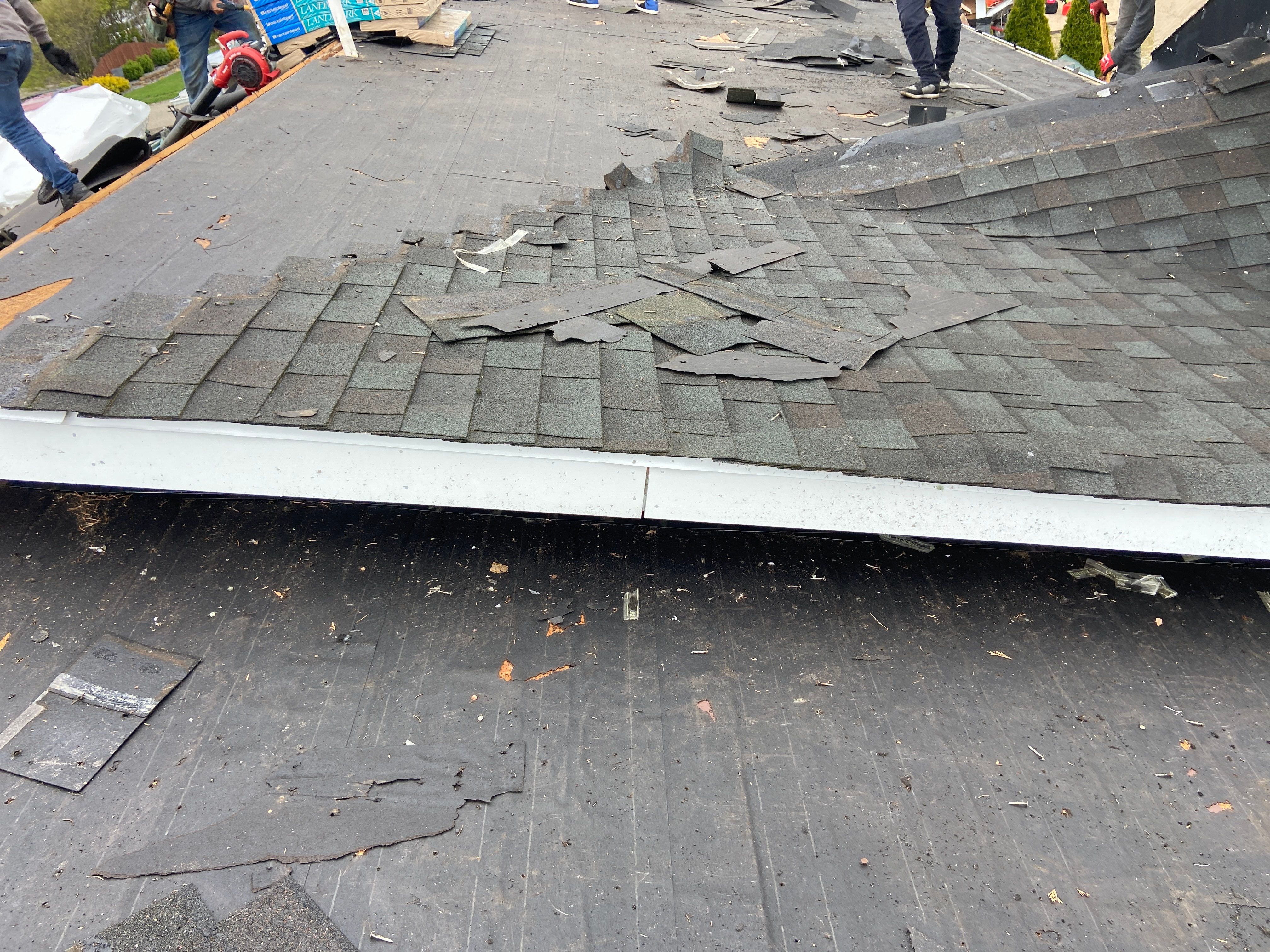 Roof Replacement using CertainTeed Landmark by 180 Contractors