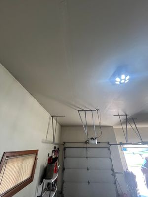 Residential Garage Interior Painting and Drywall Repair in Tea