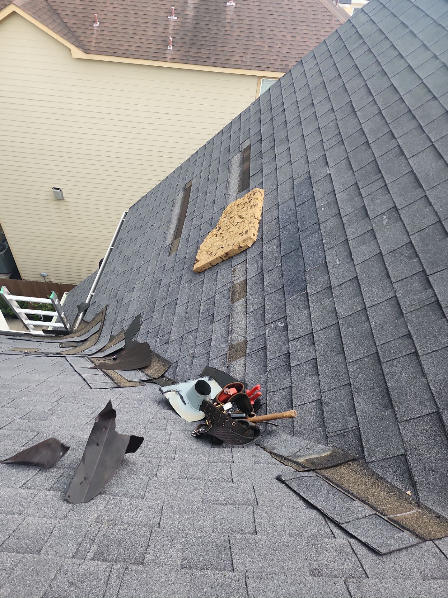 Hail Damage using Owen's Corning Duration (Lifetime) Shingles by Roof Repair Company