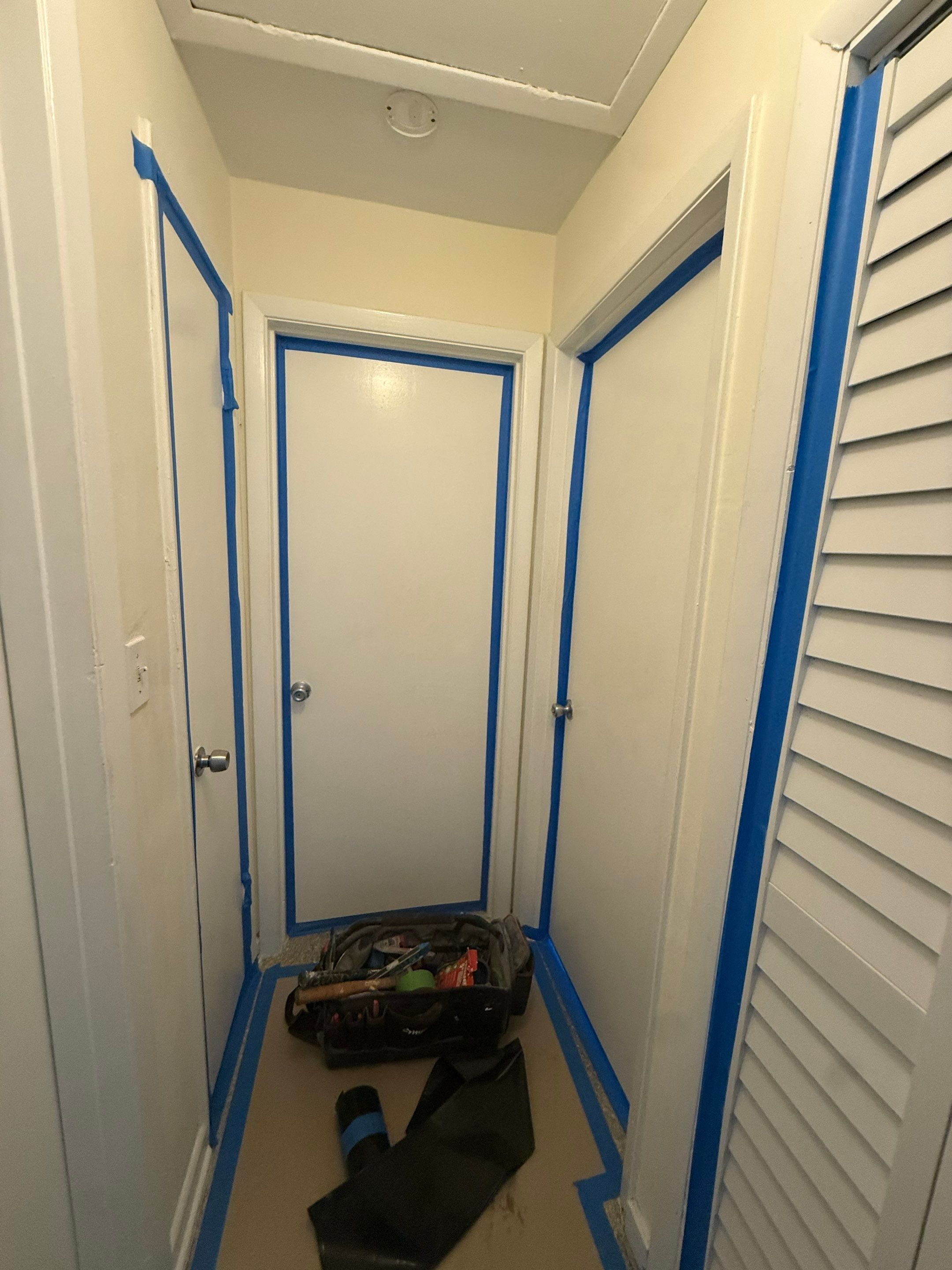Guest Bathroom - Delray Beach by Hevi Tile