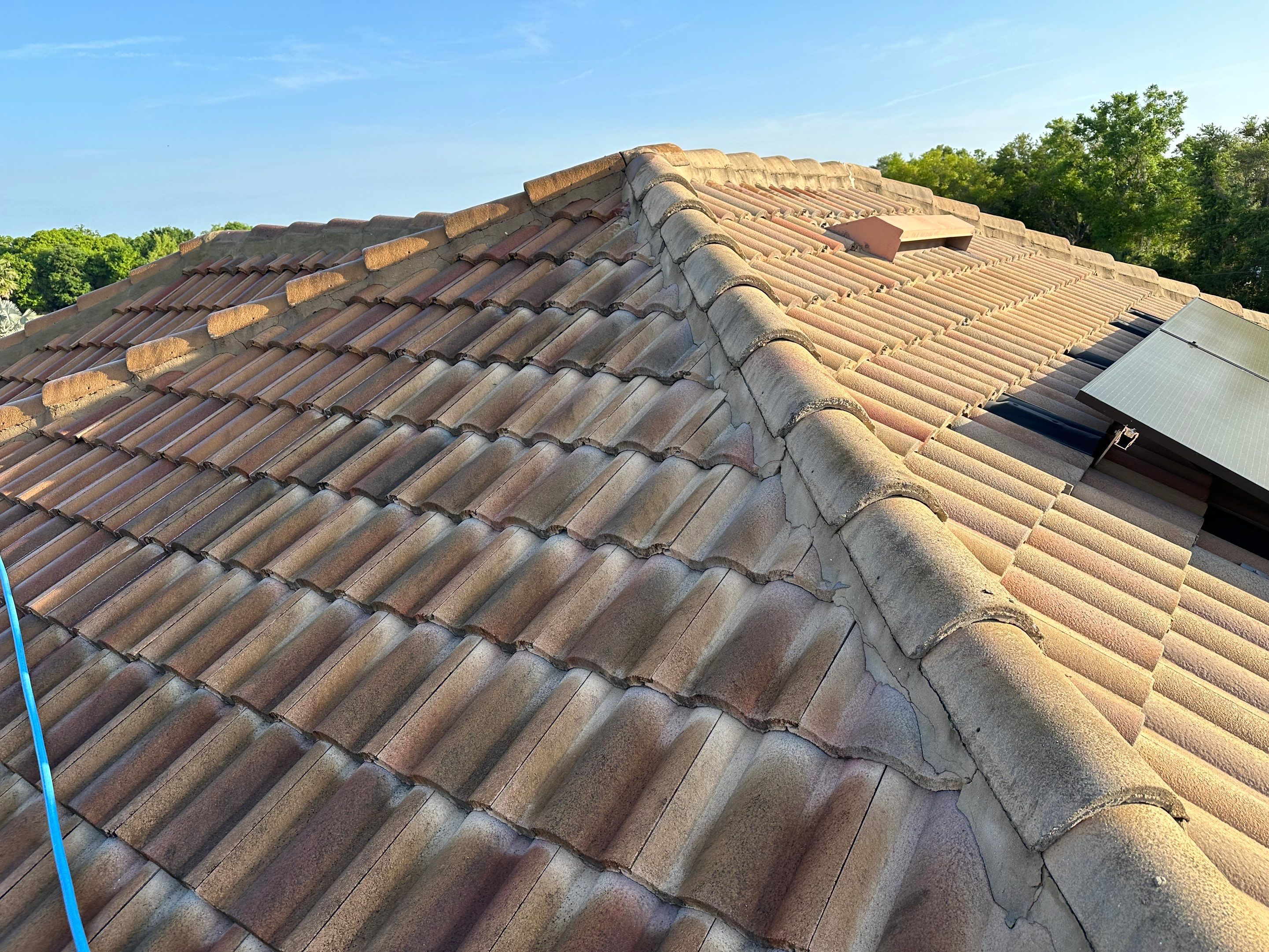 Concrete Tile Roof Cleaning in Winding River Community, Bradenton, FL | Sunshine AquaWash by Sunshine AquaWash