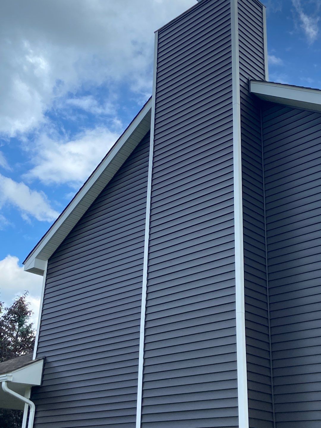 Siding Replacement using Certainteed Restoration Classic D4 by 180 Contractors