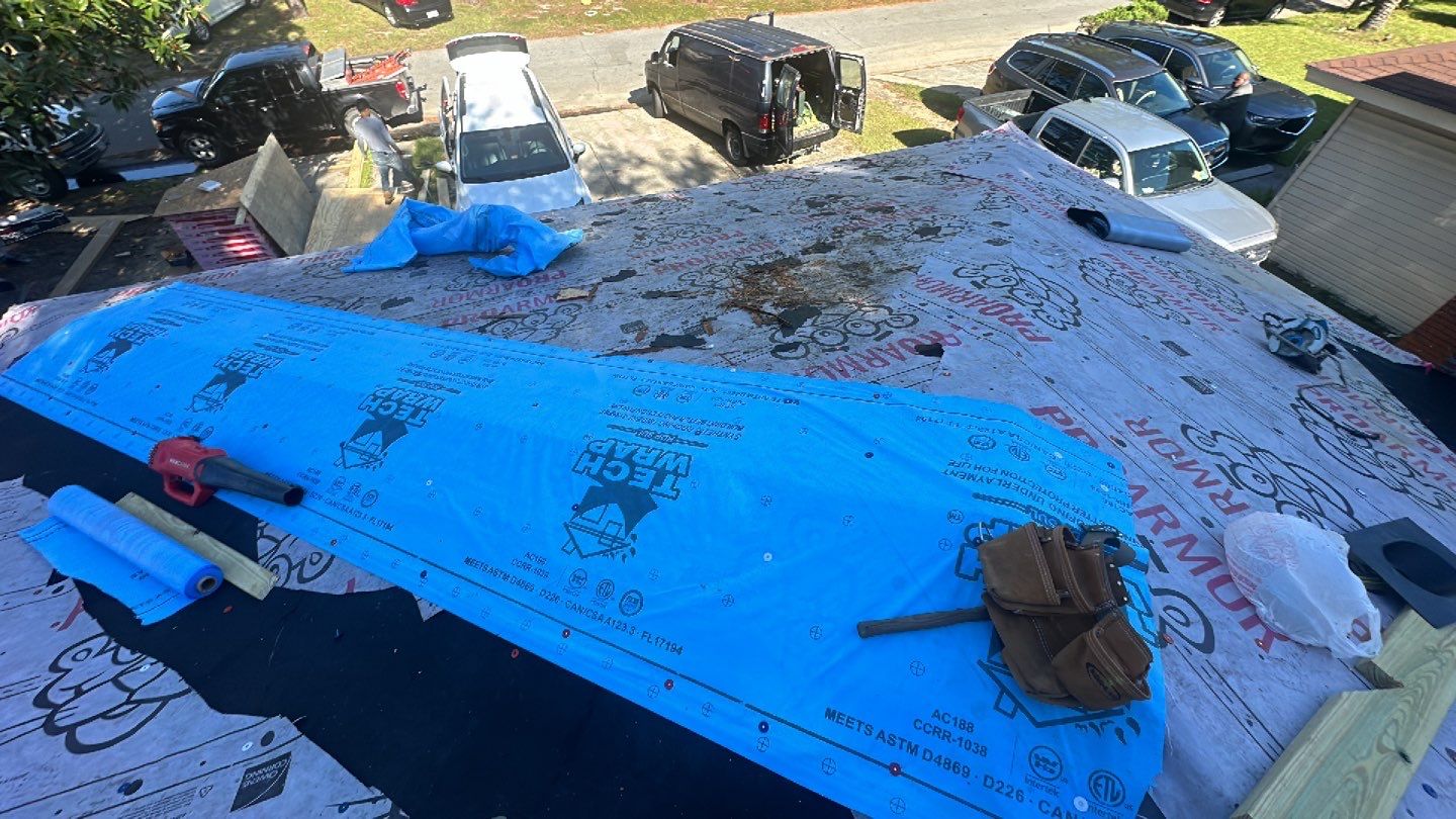 Residential Roofing Installation using Owens Corning Oakridge Estate Grey by Talya Roofing