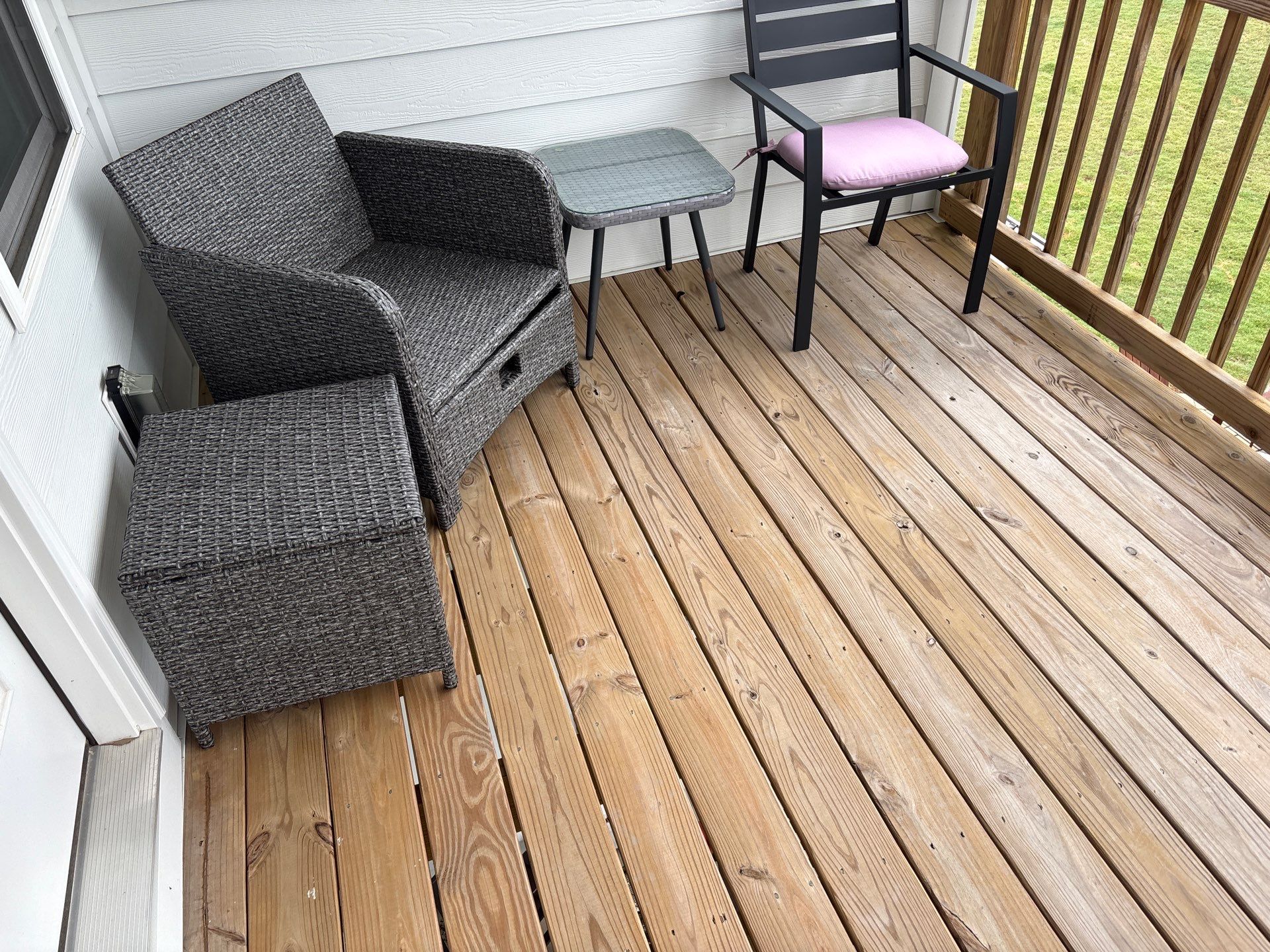 Deck using Wood Sealant by DuraSeal