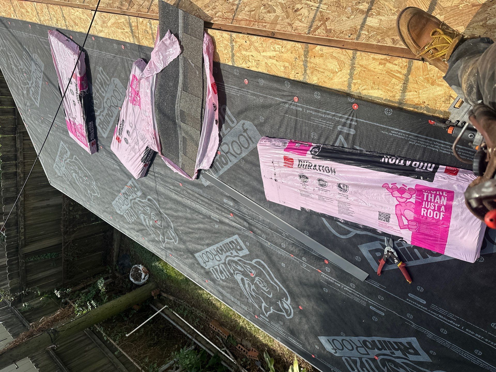 Residential Roofing Installation using Owen's Corning Duration (Lifetime) Shingles by Roof Repair Company
