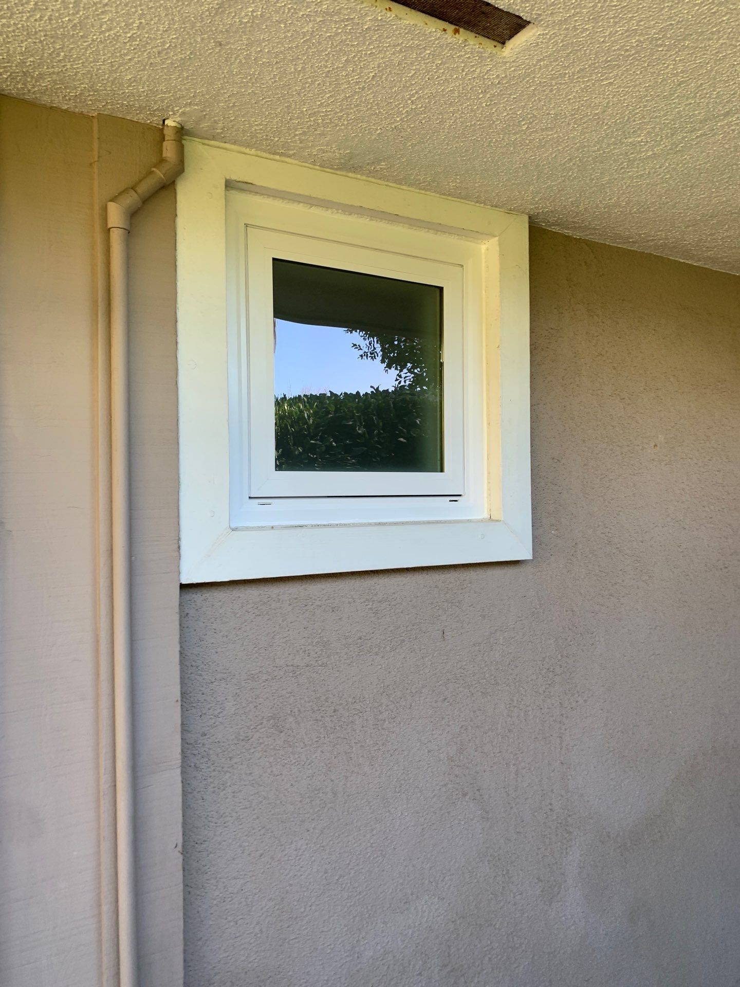 Window Installation using Milgard by American Window Company