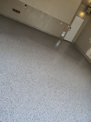 Garage Floor Coating with Decorative Flakes in Tea