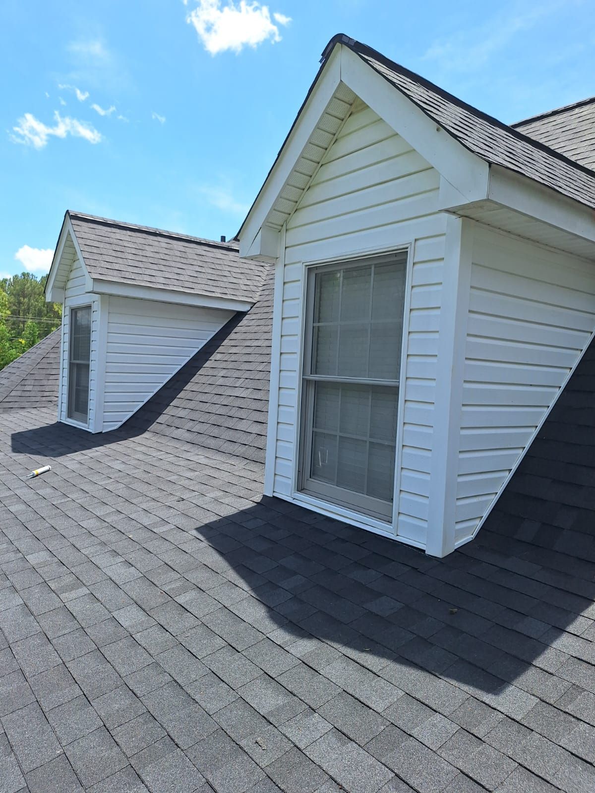 Residential Roofing Installation using Owens Corning® Oakridge Onyx Black by Indigo State Roofing