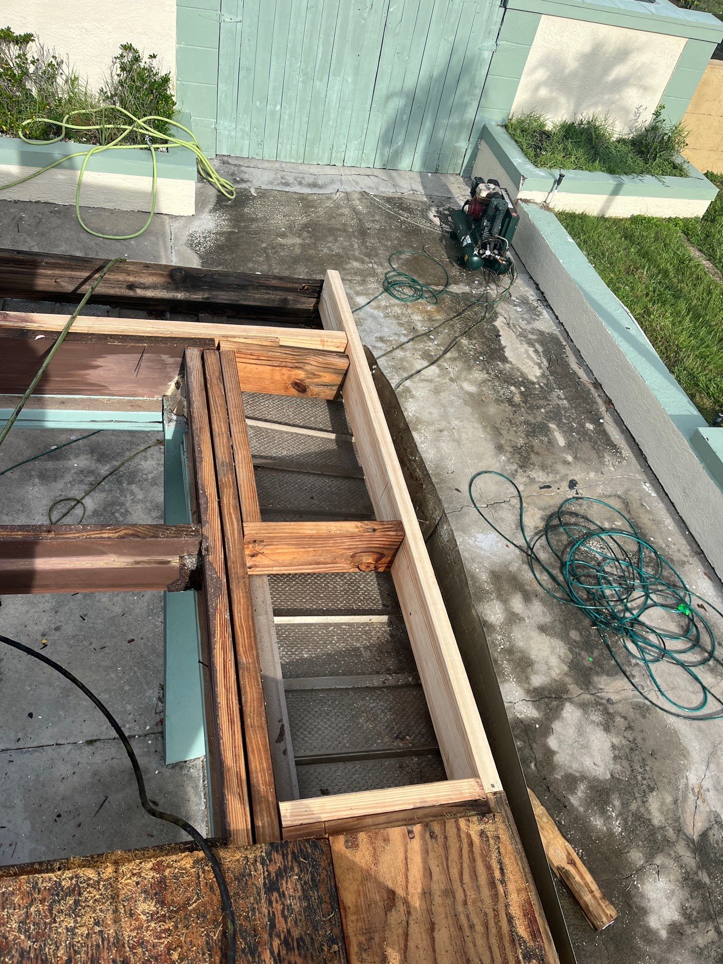 Project in St. Petersburg 33712 by Mitchell Roofing Company LLC 