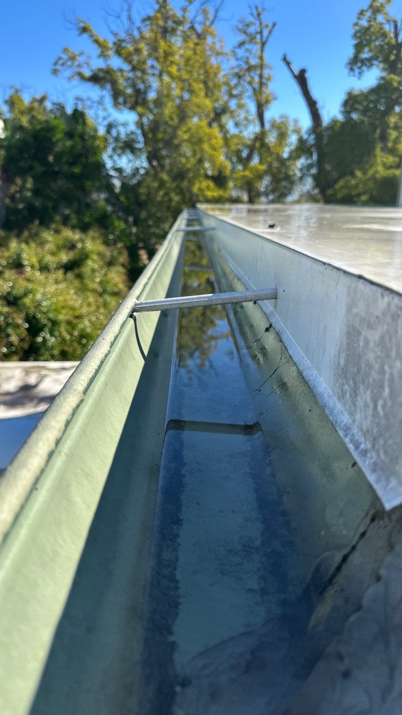 Orange County Commercial Gutter Cleaning by Property Cleaning Experts