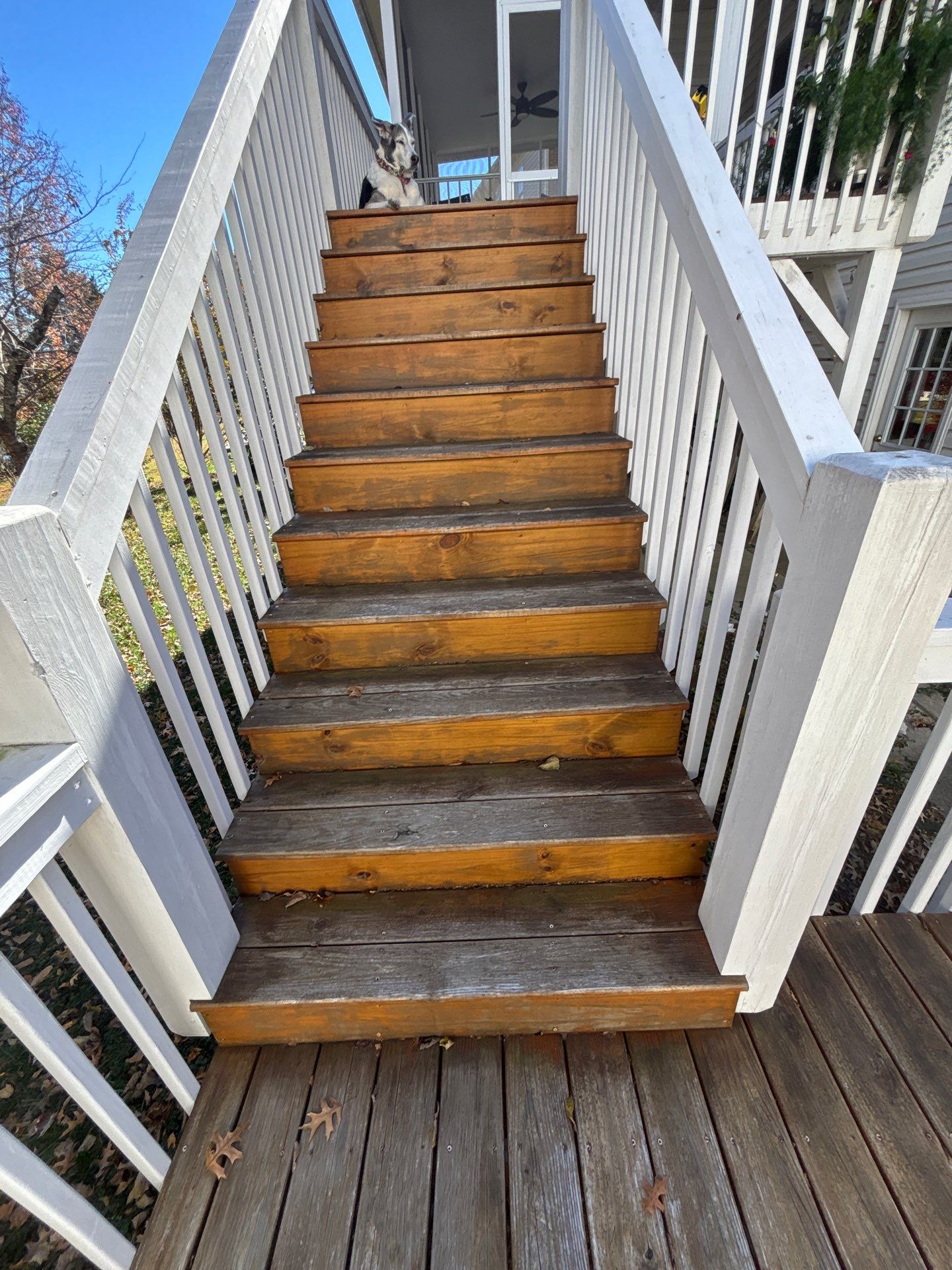 Wood Deck using Wood Sealant by DuraSeal