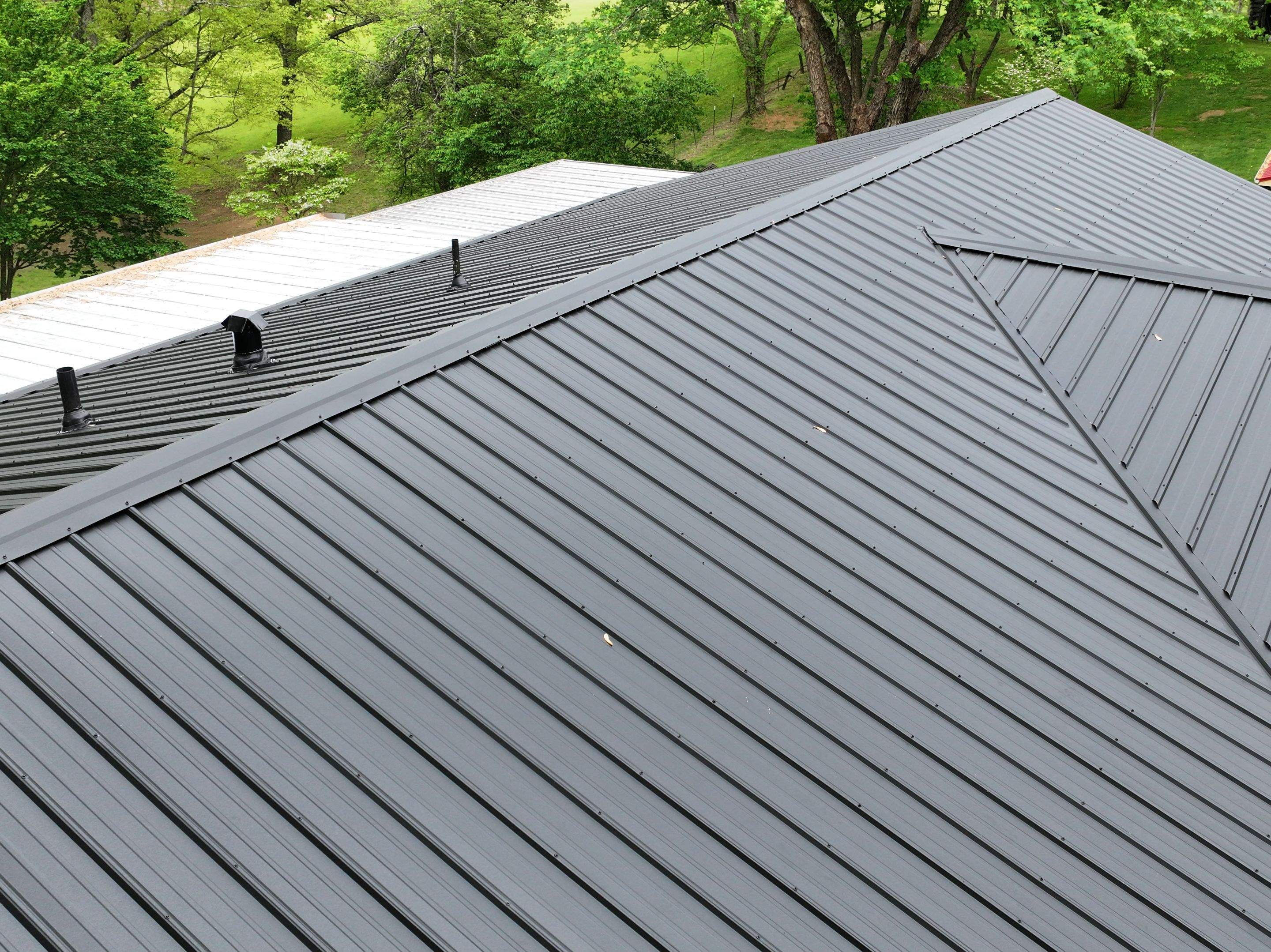 Whittaker Residence by Omnia Roofing