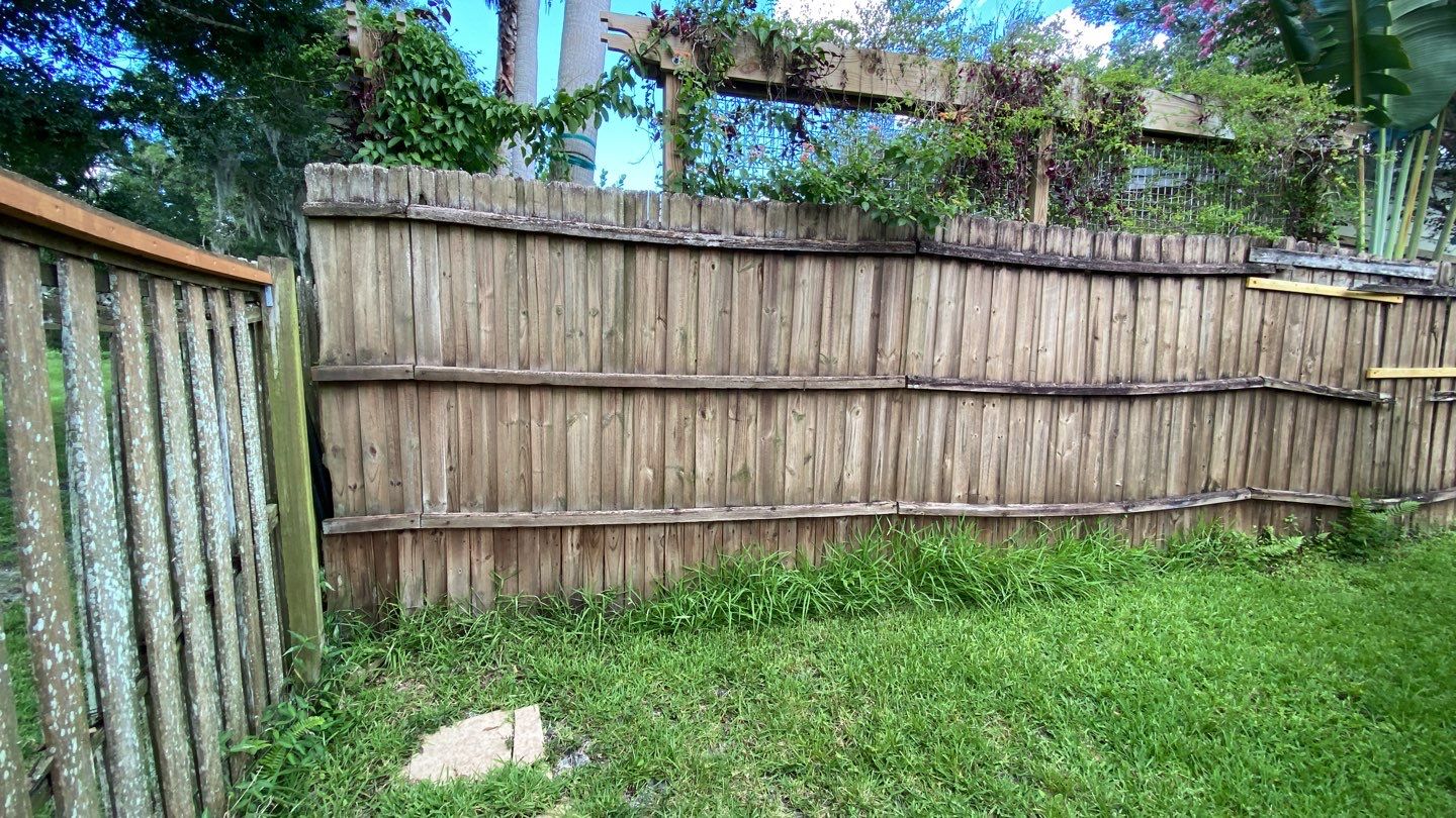 Bradenton, FL 6 ft. White Vinyl Privacy Fence by Asap fence and gates, LLC