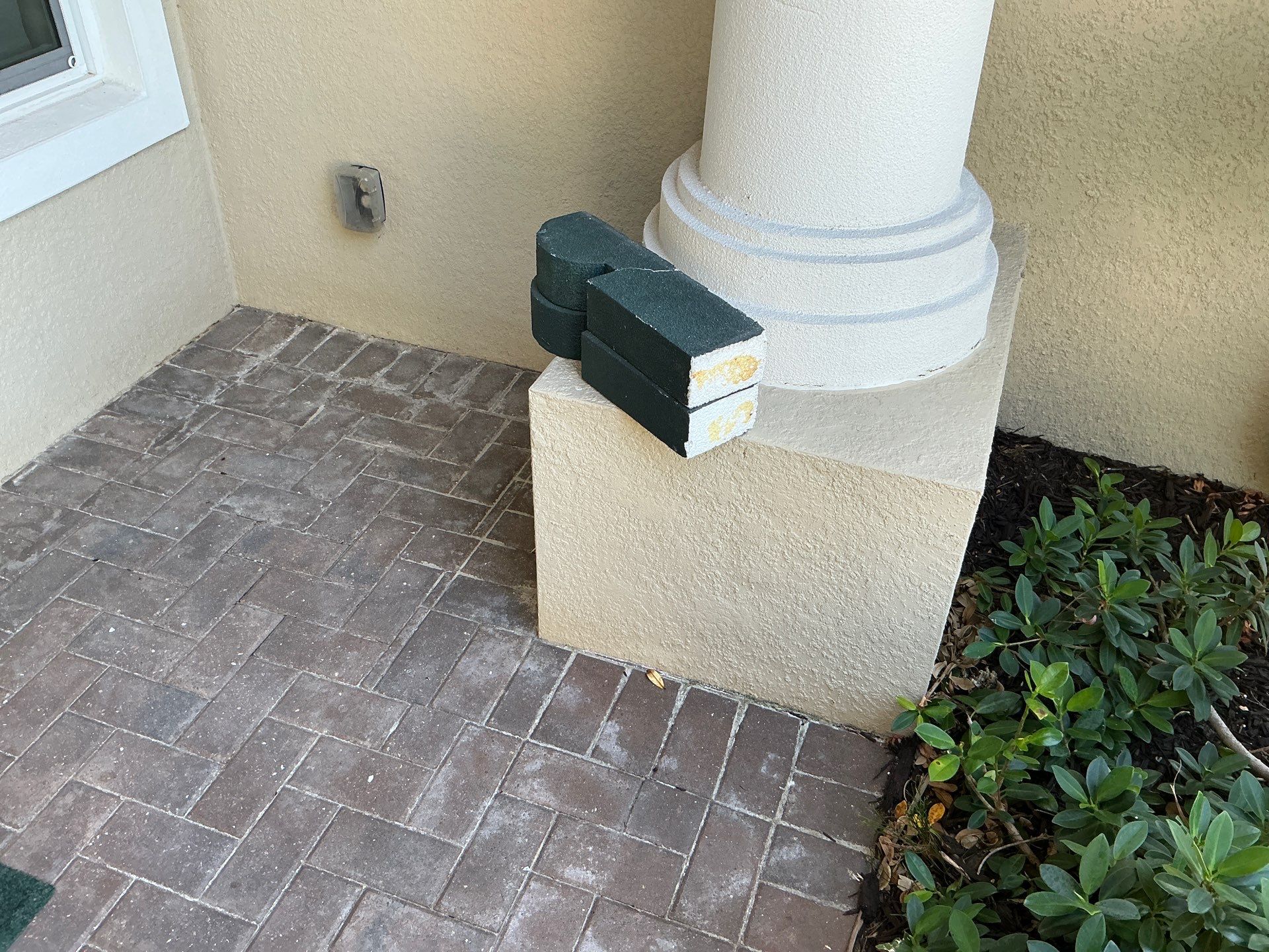 Residential Seamless Gutter Replacement in Bradenton FL by Gutter Professors