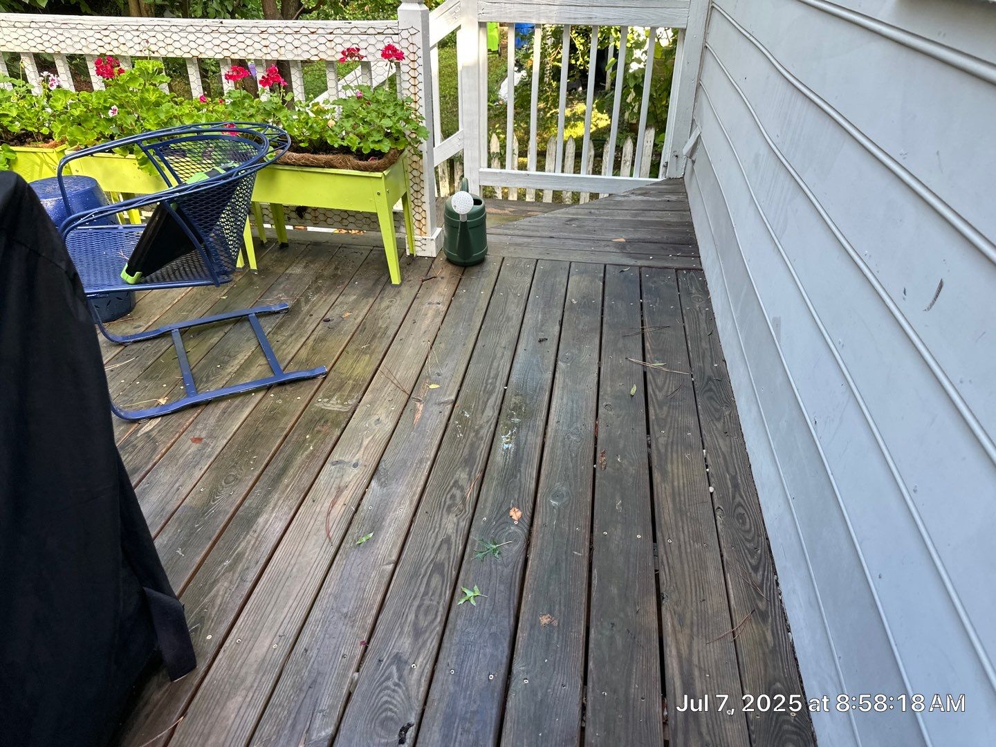 Wood Deck using Wood Sealant by DuraSeal
