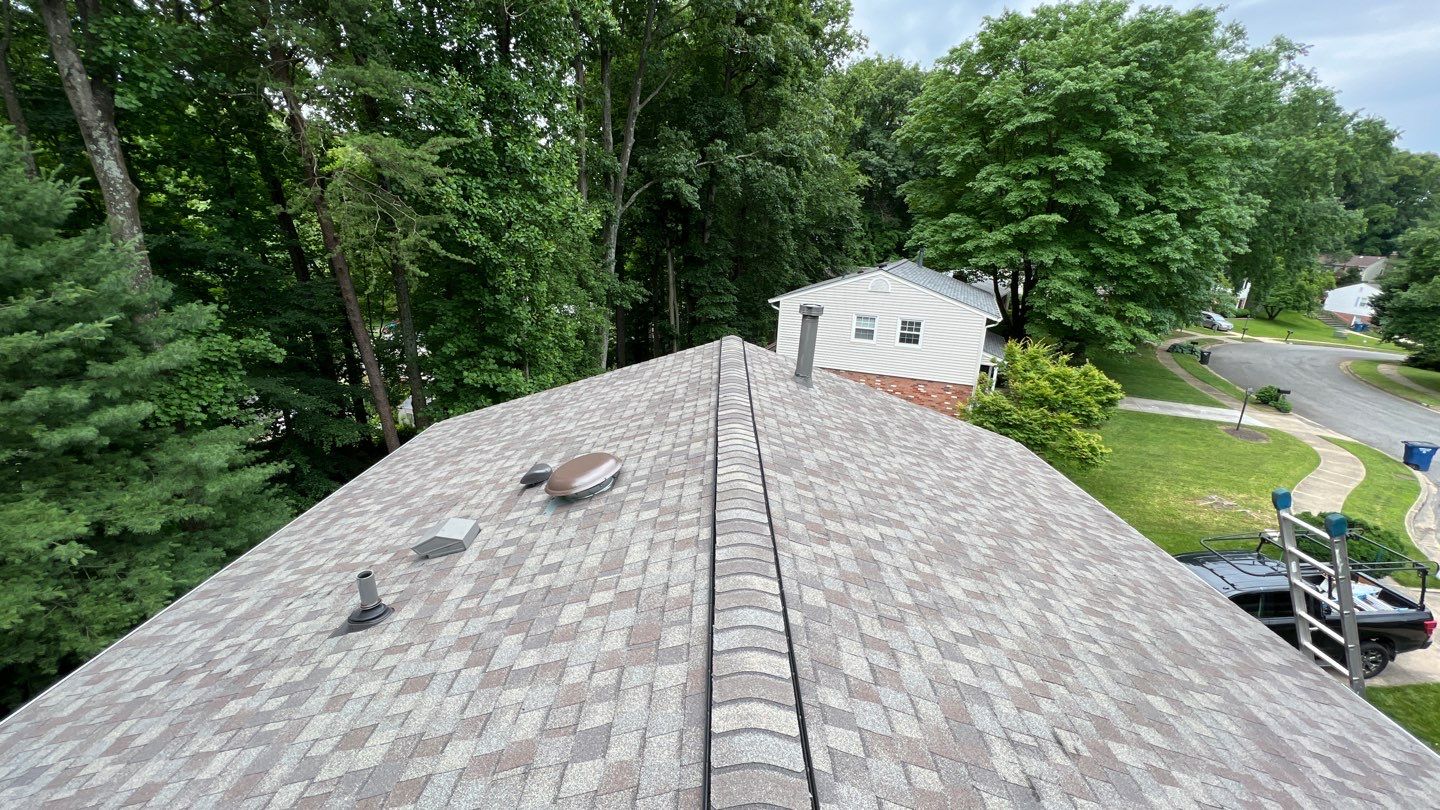 Springfield CertainTeed Landmark Weathered Wood Roof Installation by RM Banning, Inc.