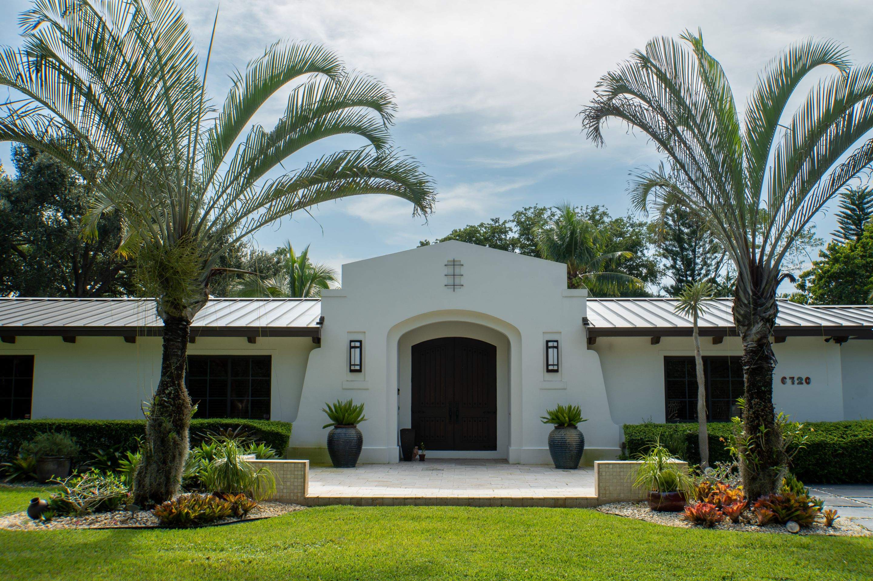 Metal Roof - Galvalume - Medium Bronze by Istueta Roofing
