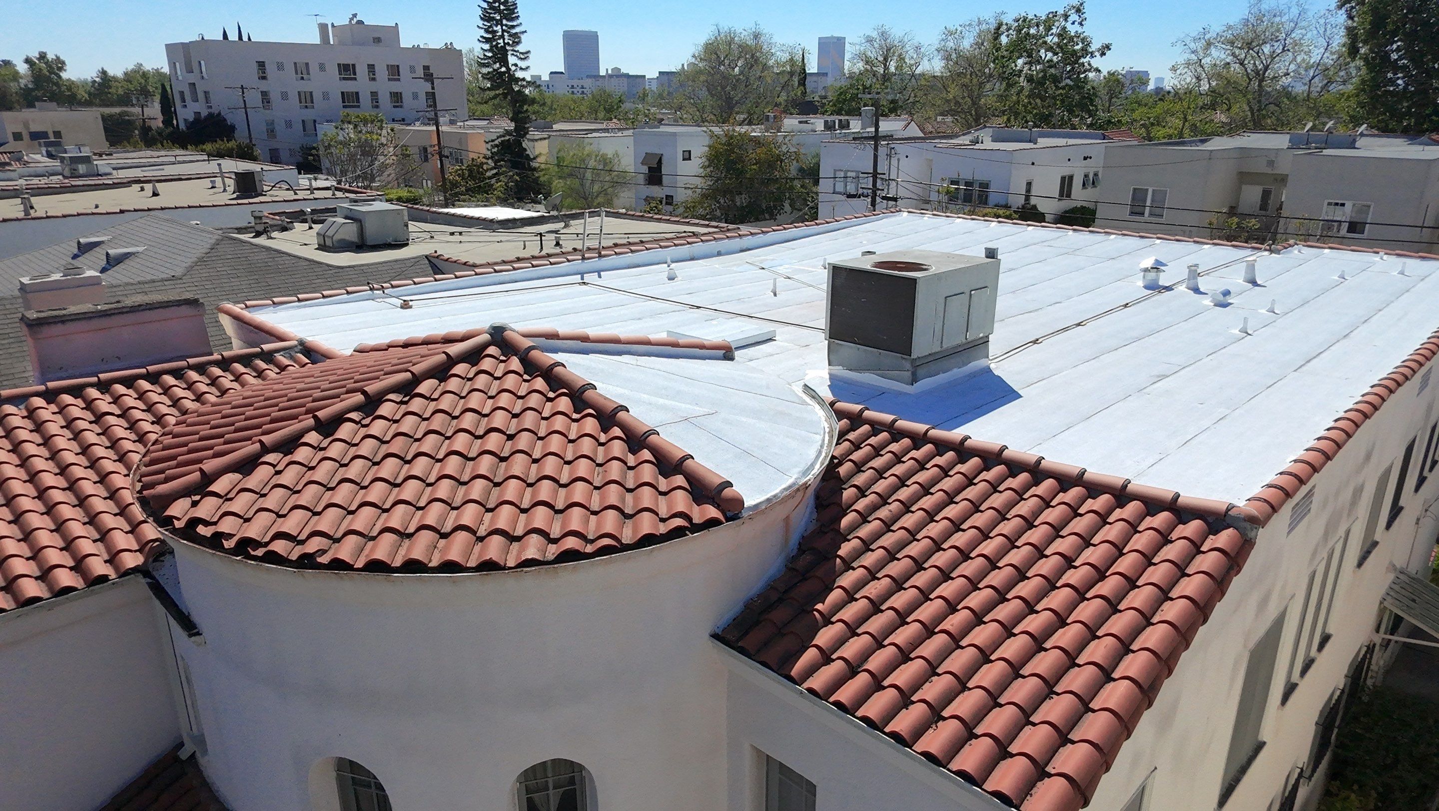 New Roof! Apartment Building in L.A.  by Hull Brothers Roofing
