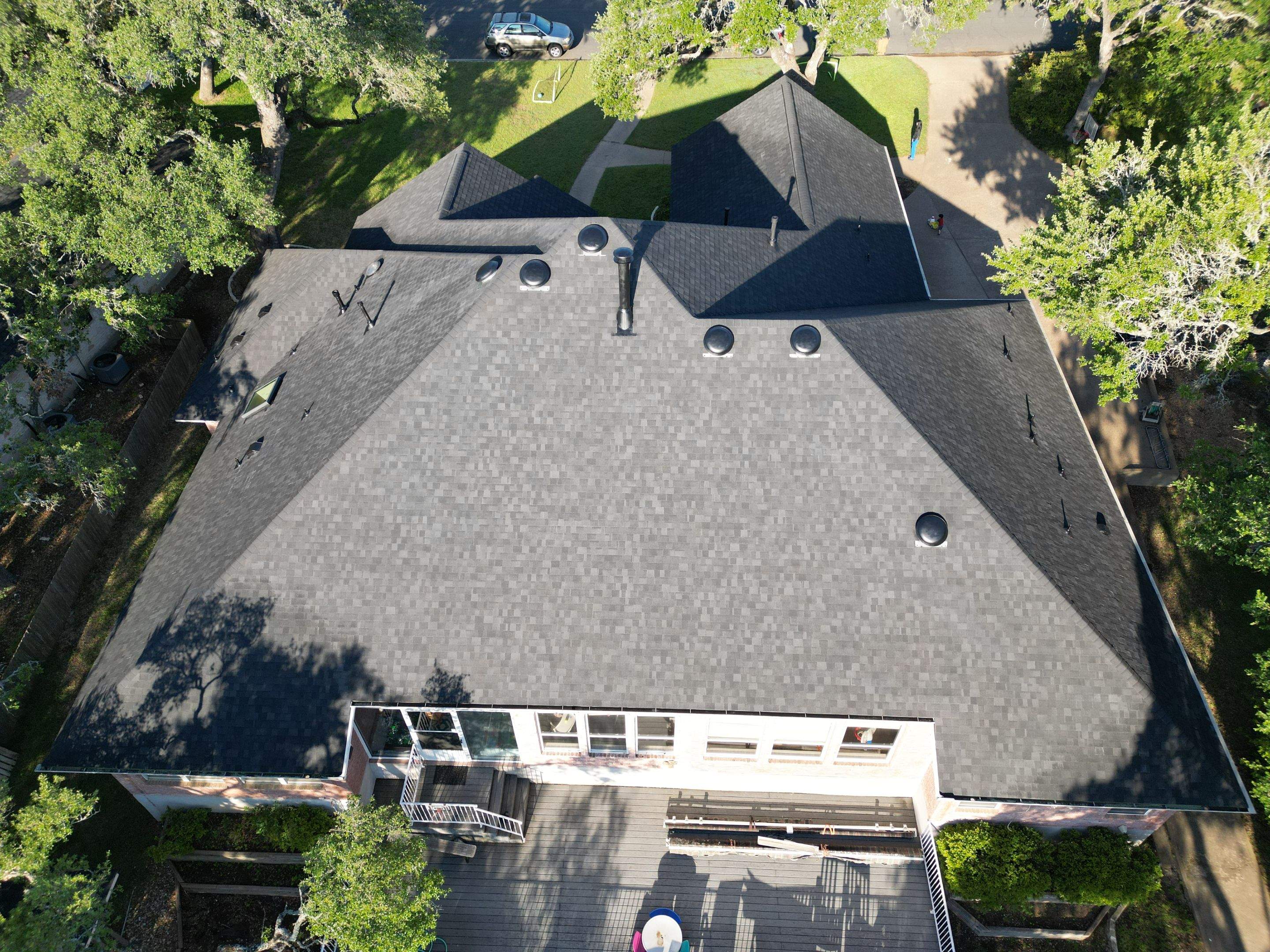 Onyx Black - Owens Corning TruDefinition Duration by RoofsOnly.com