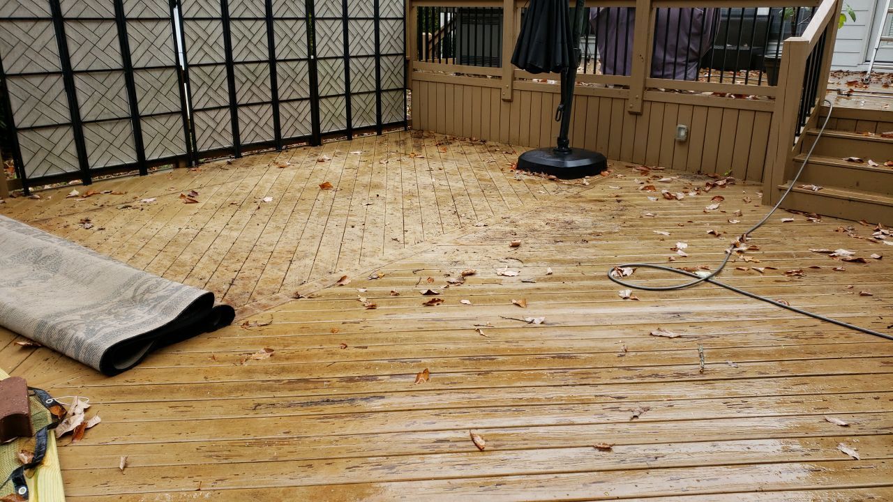 House Wash using cleaner by Power Wash Masters LLC