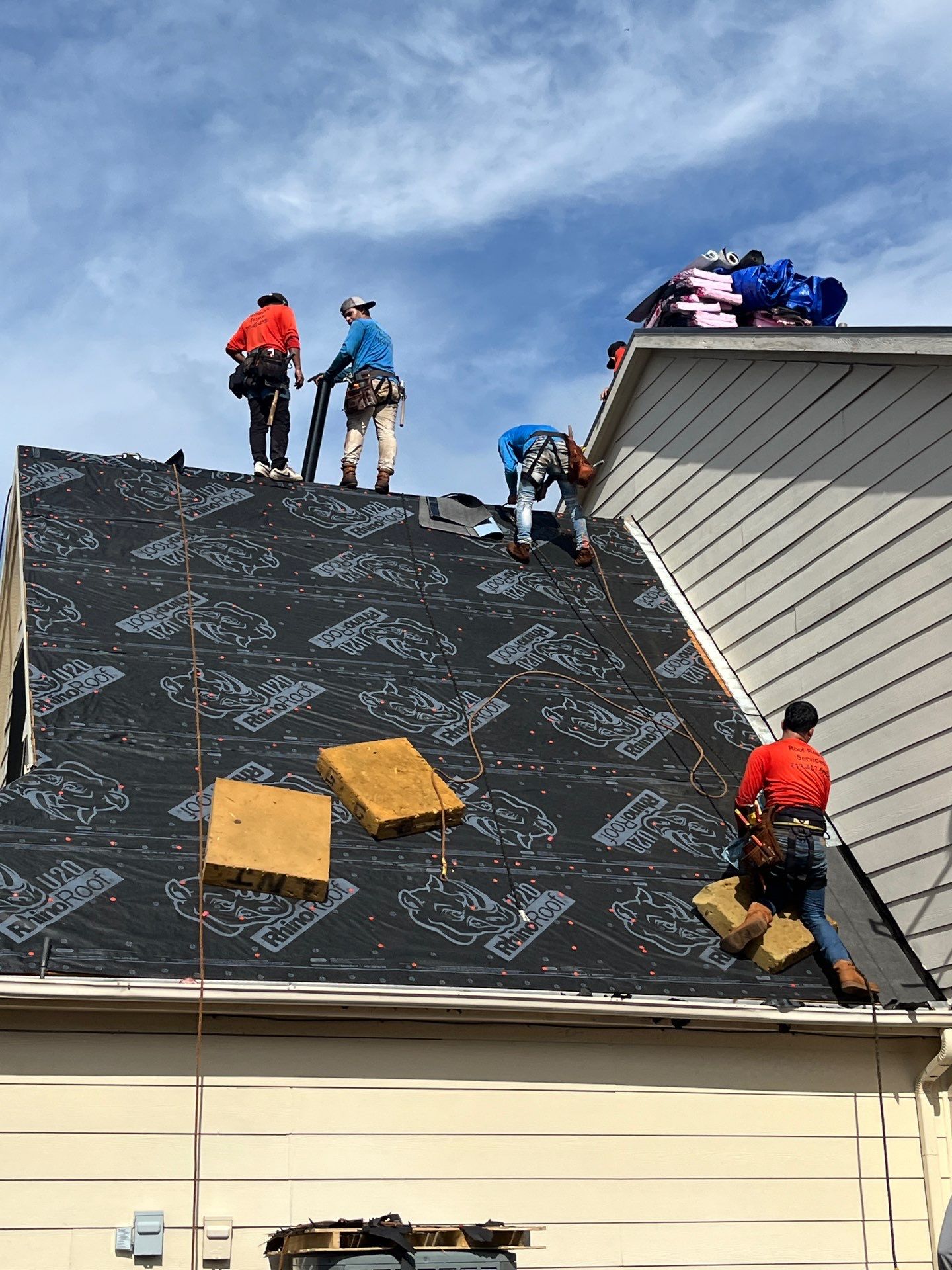 Residential Roofing Installation using Owen's Corning Duration (Lifetime) Shingles by Roof Repair Company