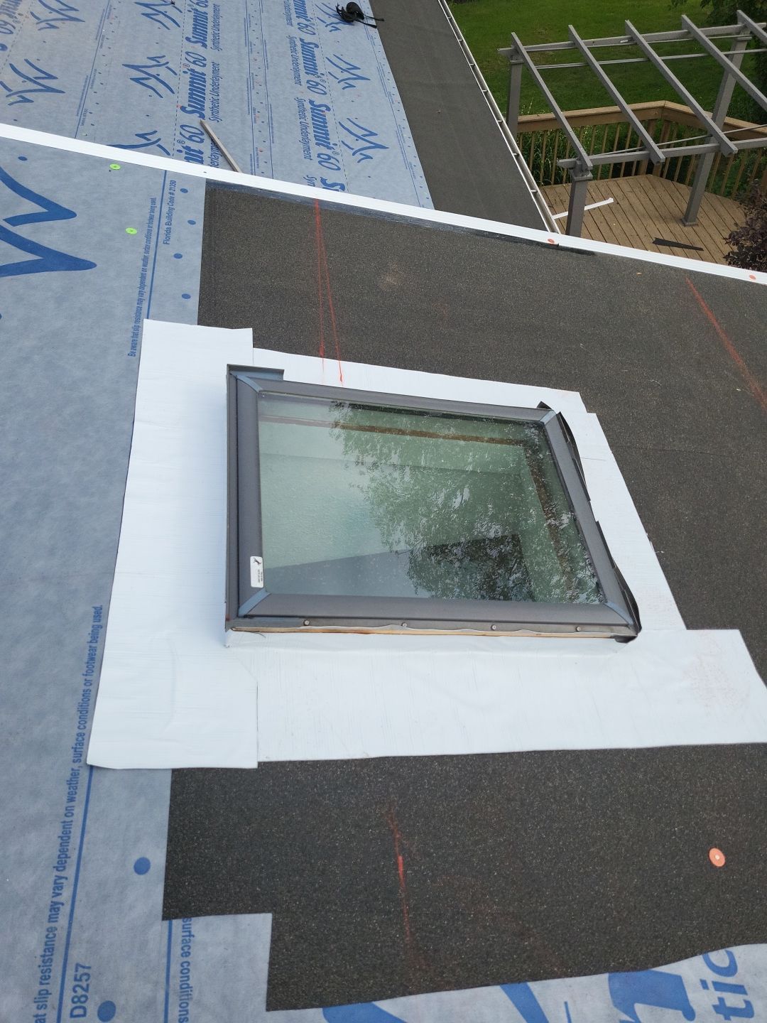 ATLAS PINNACLE COLOR: BLACK SHADOW by Eagle Eye Roofing