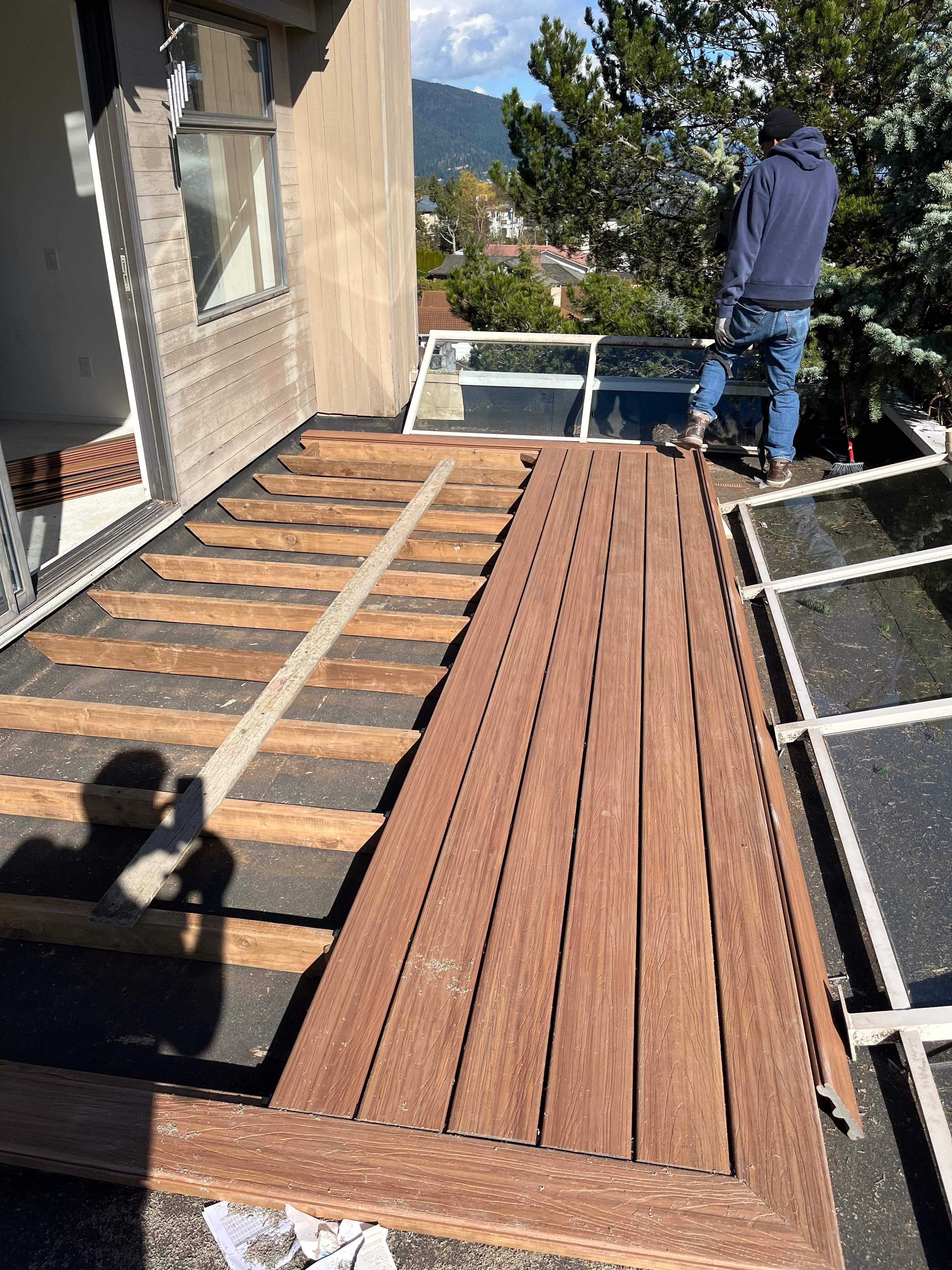 New Composite Deck - West Vancouver by YVR Construction Group
