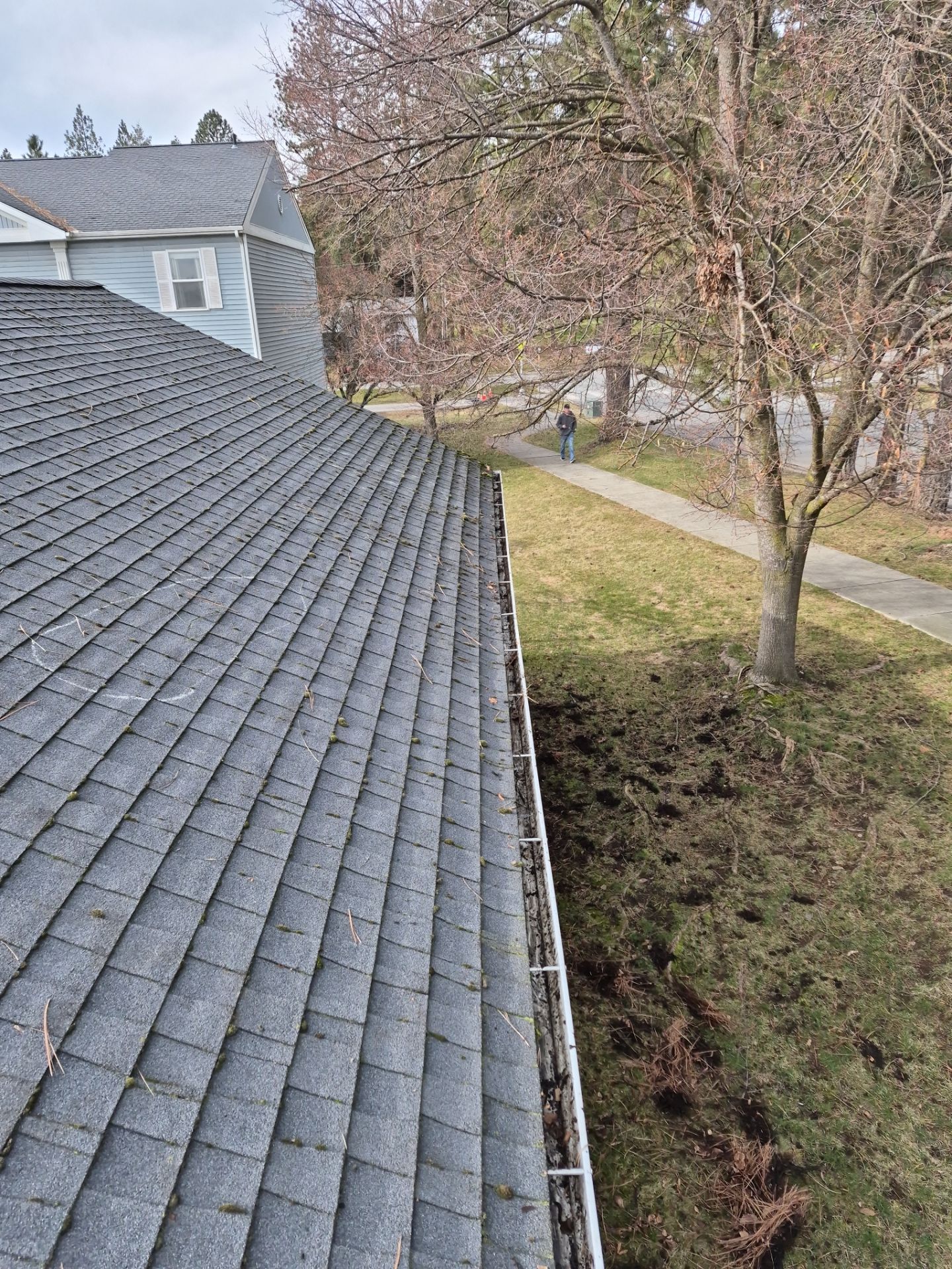 Commercial gutter cleaning Missoula, MT after photo with clean gutters
