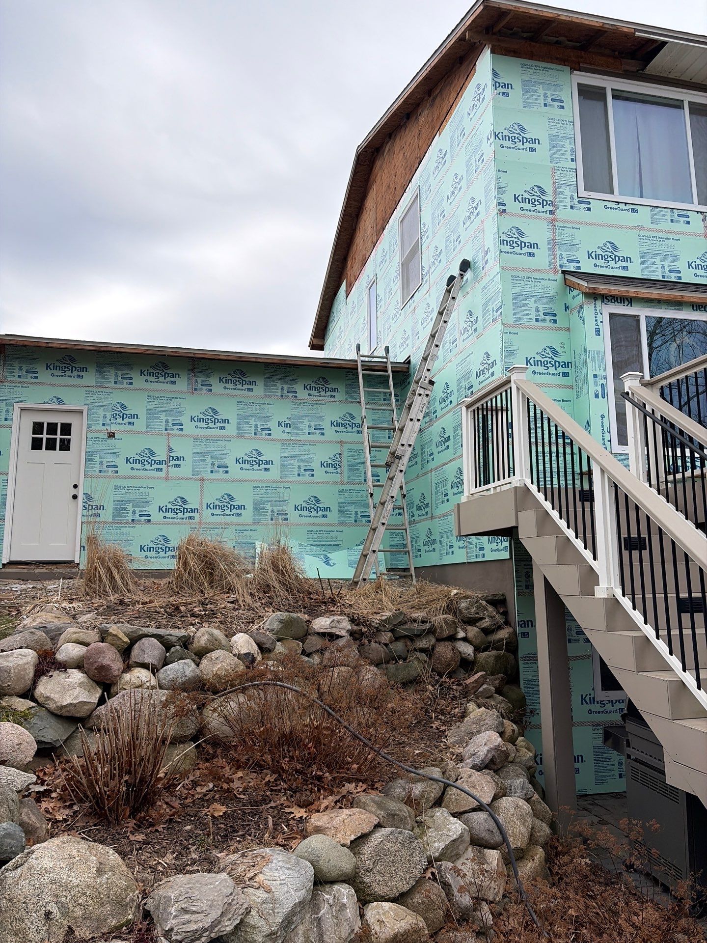 Siding Replacement using Alside Charter Oak D4.5" by 180 Contractors