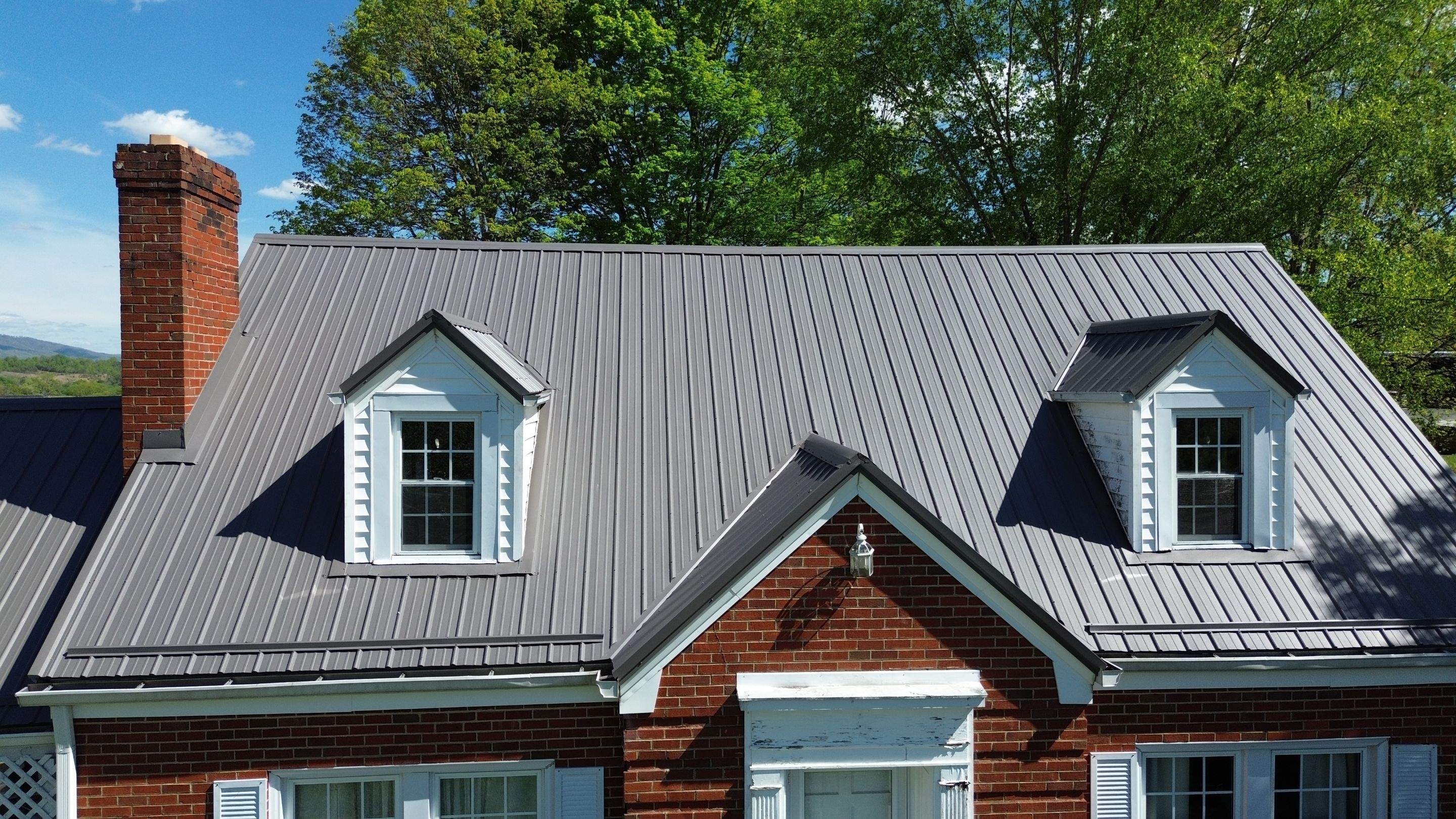 Torbett Residence by Omnia Roofing