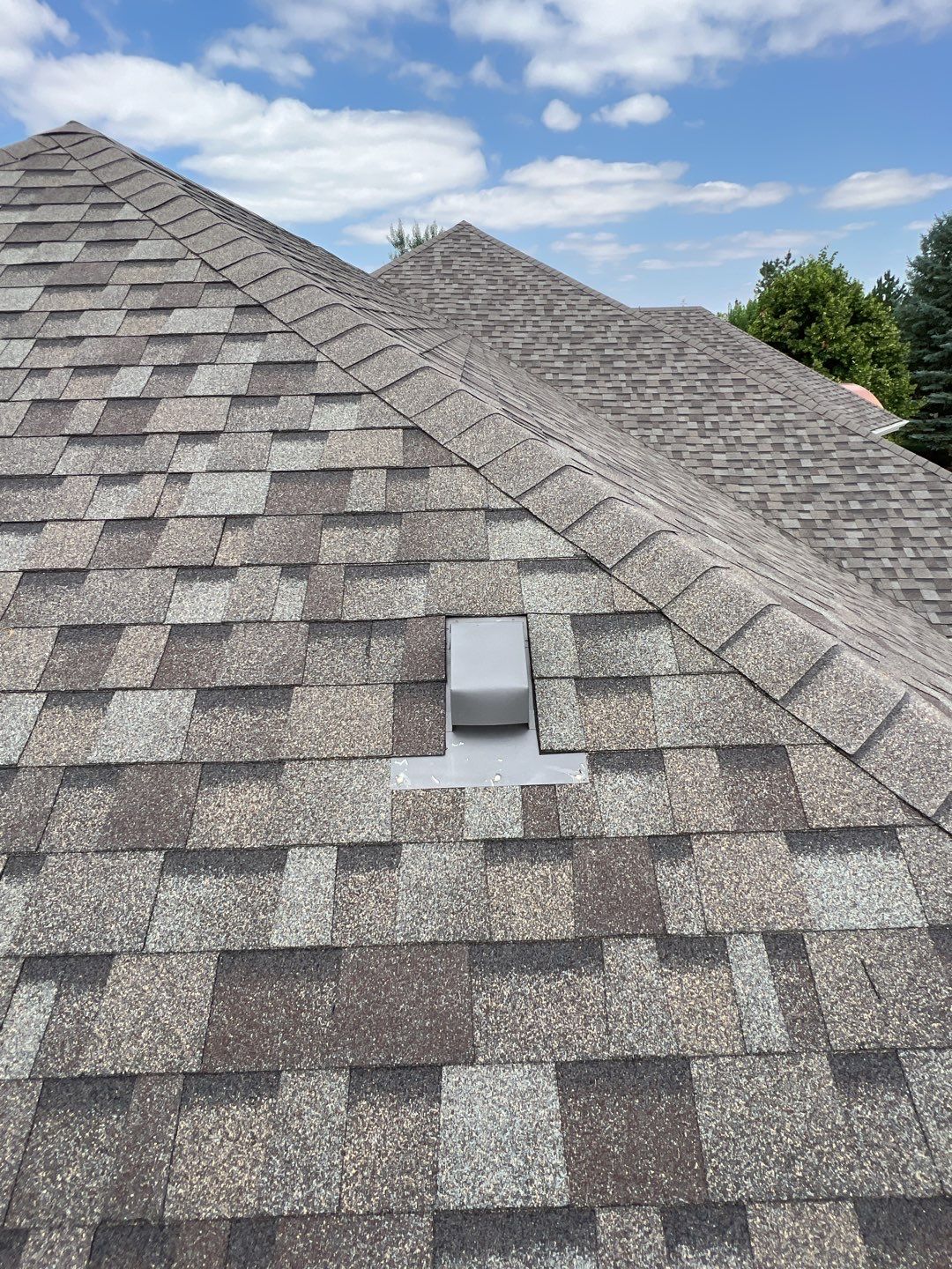 Residential Roofing Installation using Owens Corning TruDefinition - Driftwood  by A to Z Roofing