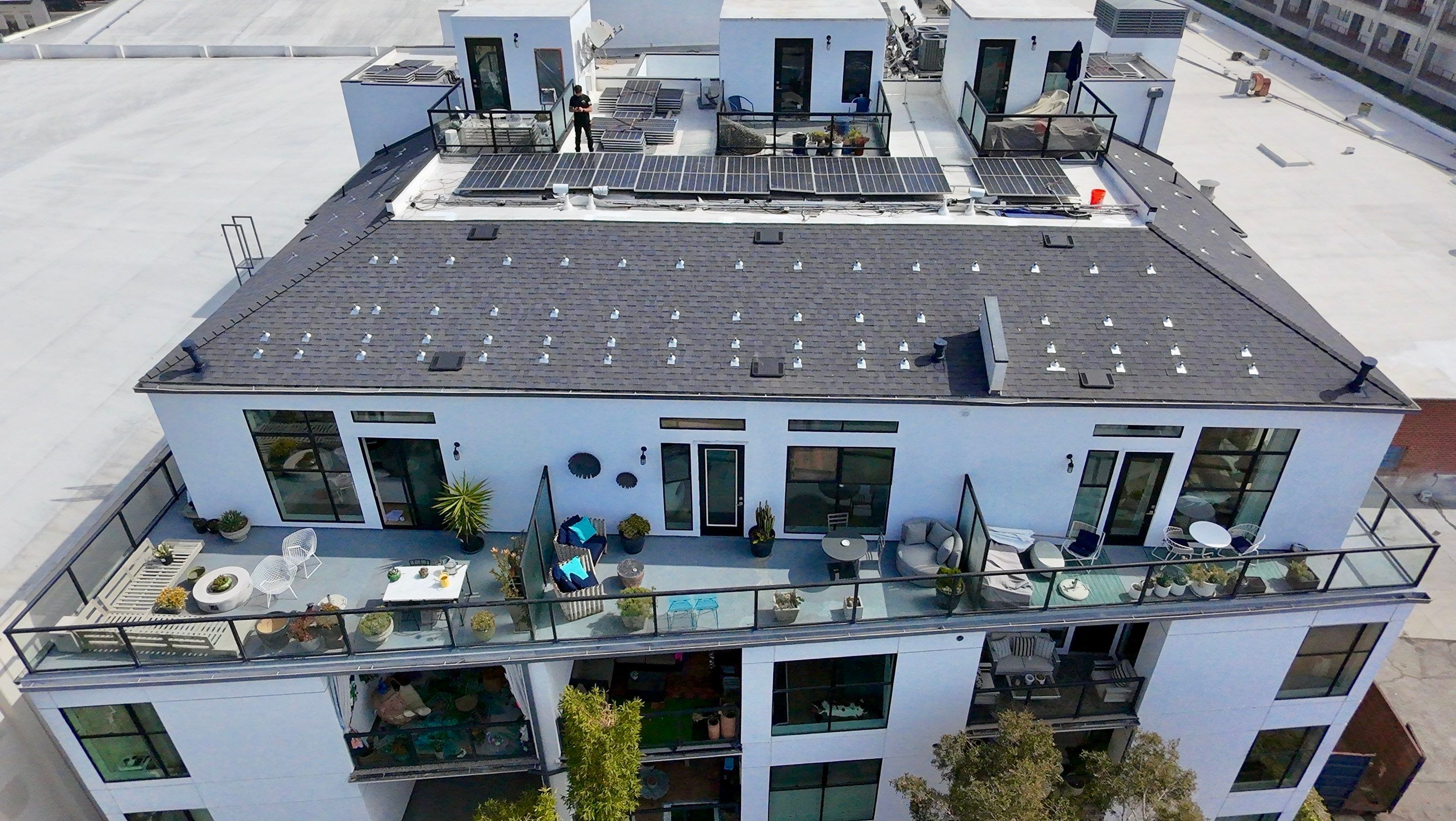 Apartment Building in Marina del Rey by Hull Brothers Roofing