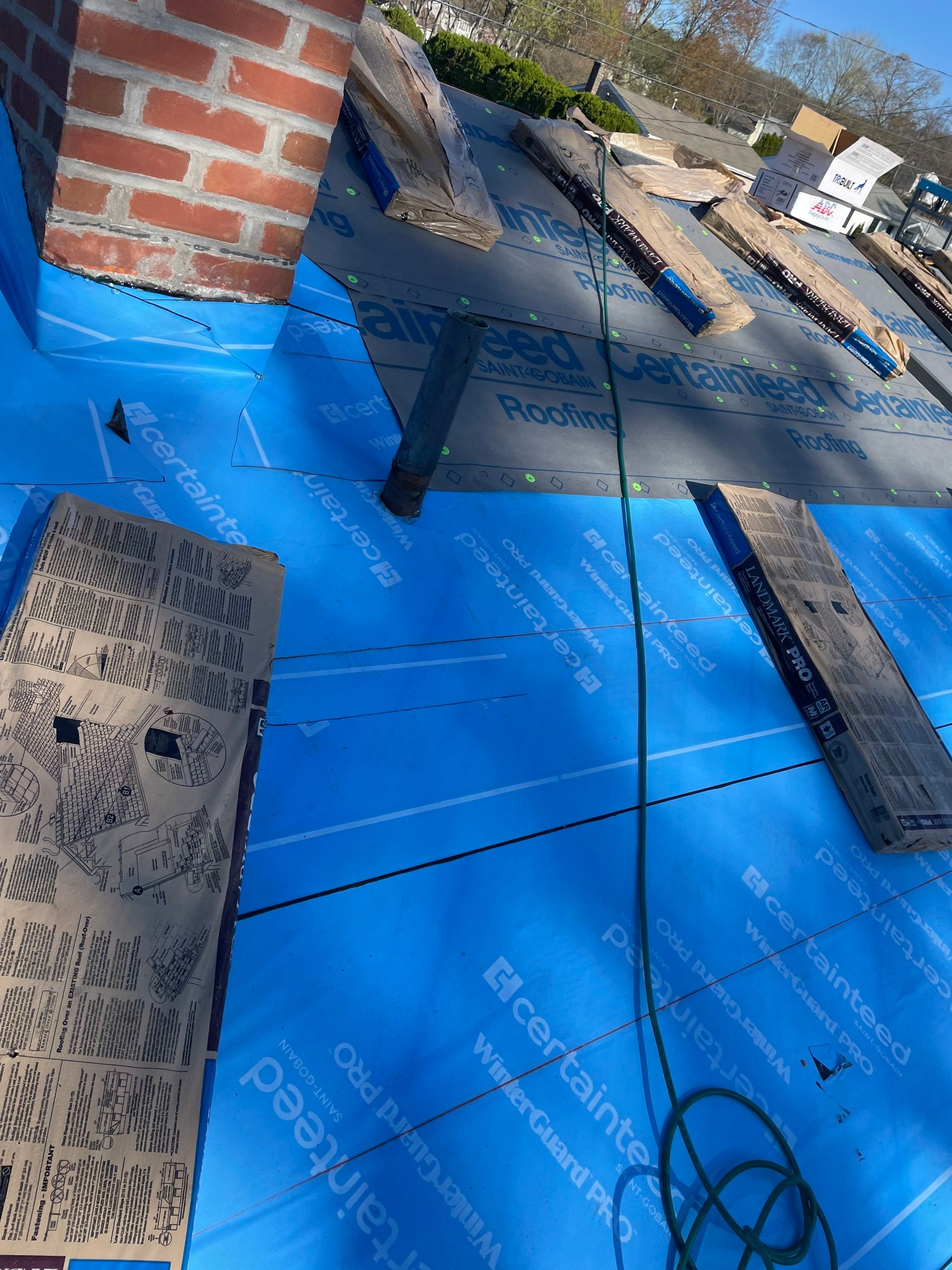 Ida Ave in Derby gets a beautiful new roof from DiGiorgi! by DiGiorgi Roofing and Siding Inc
