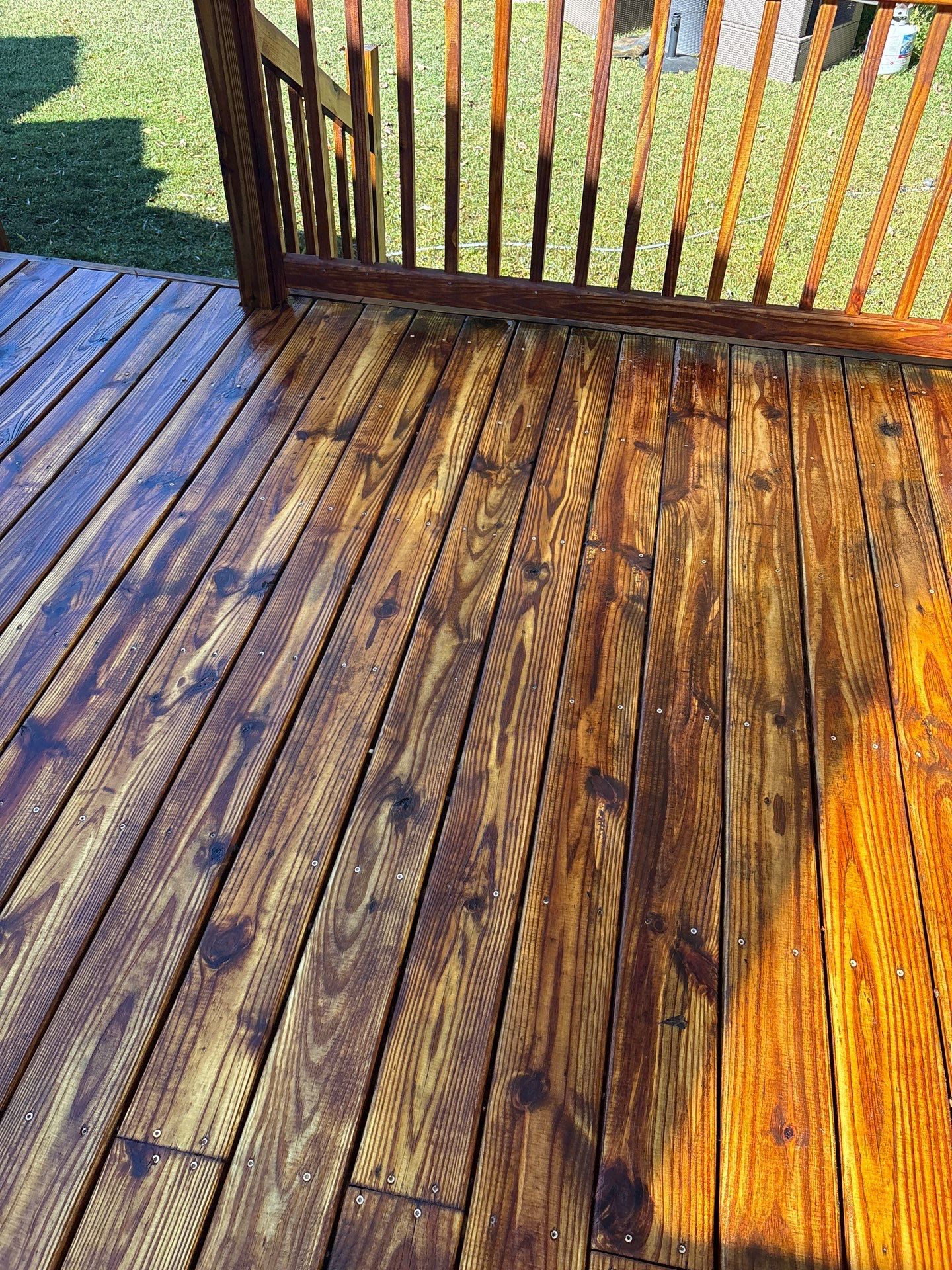 Wood Deck using Wood Sealant by DuraSeal