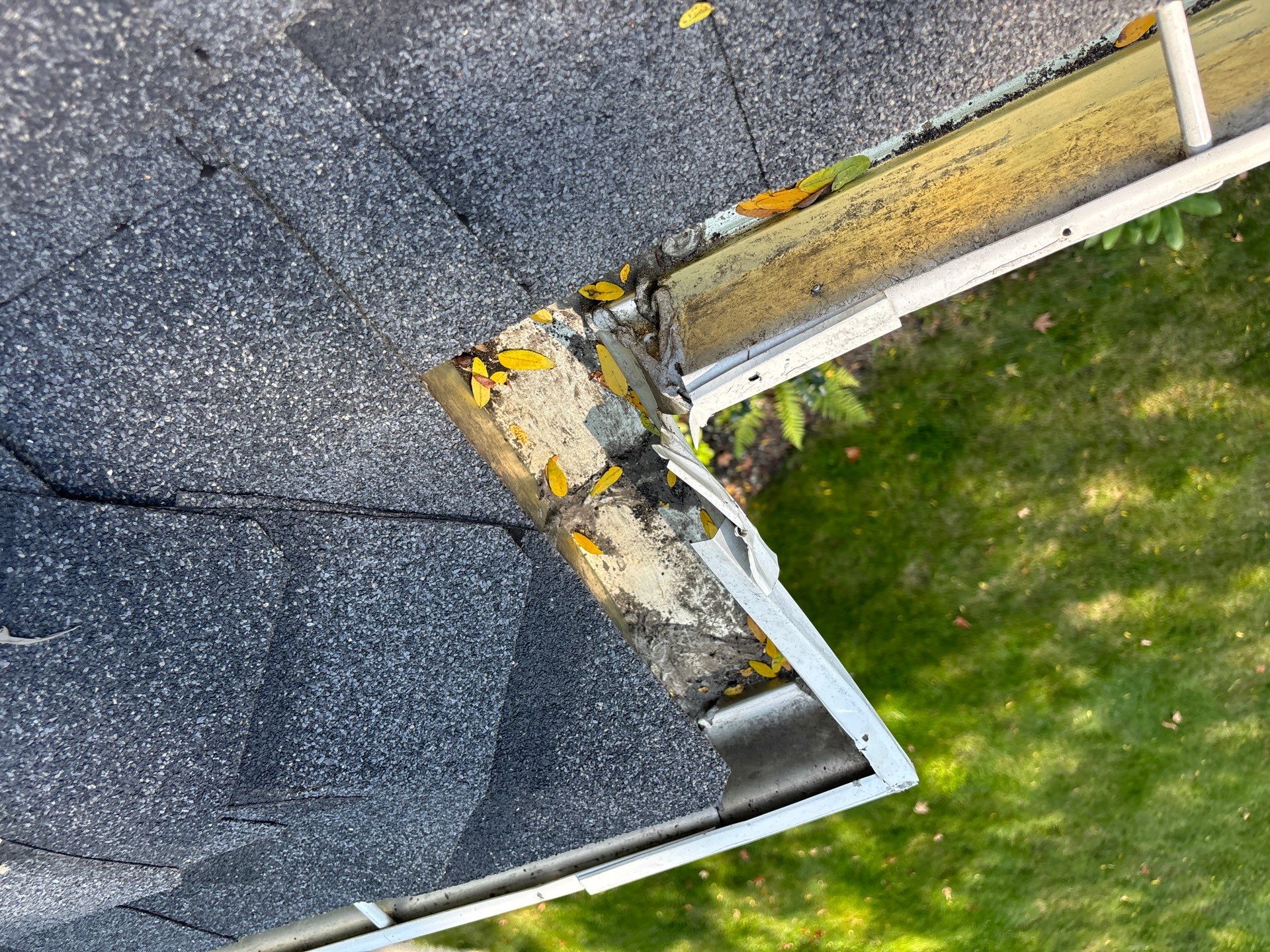 Gutter Installation using Seamless Gutters- Aluminum by Acme Exteriors
